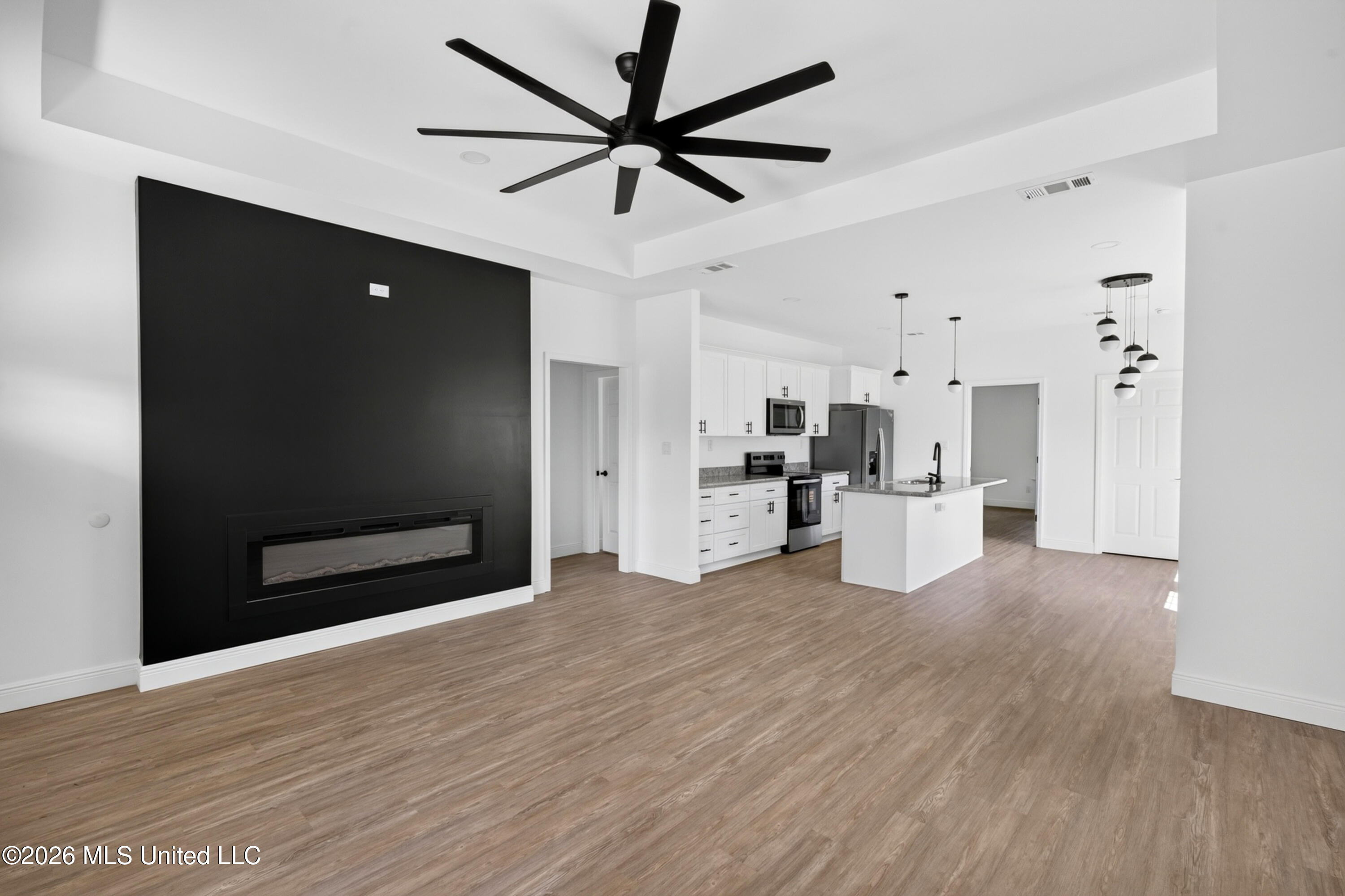 1524 Wynedote Drive Property Photo 2