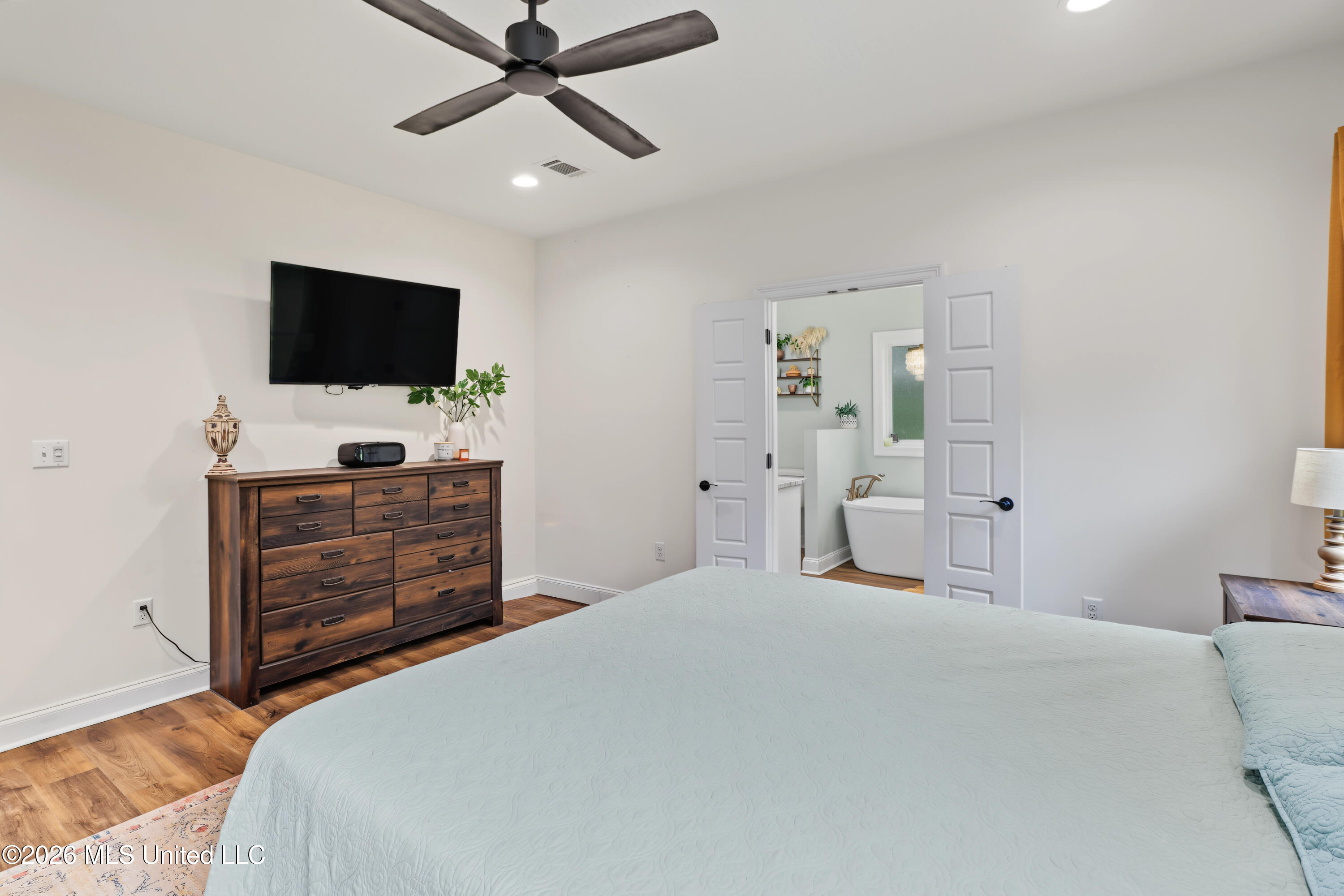 172 E Bond Road Property Photo 15