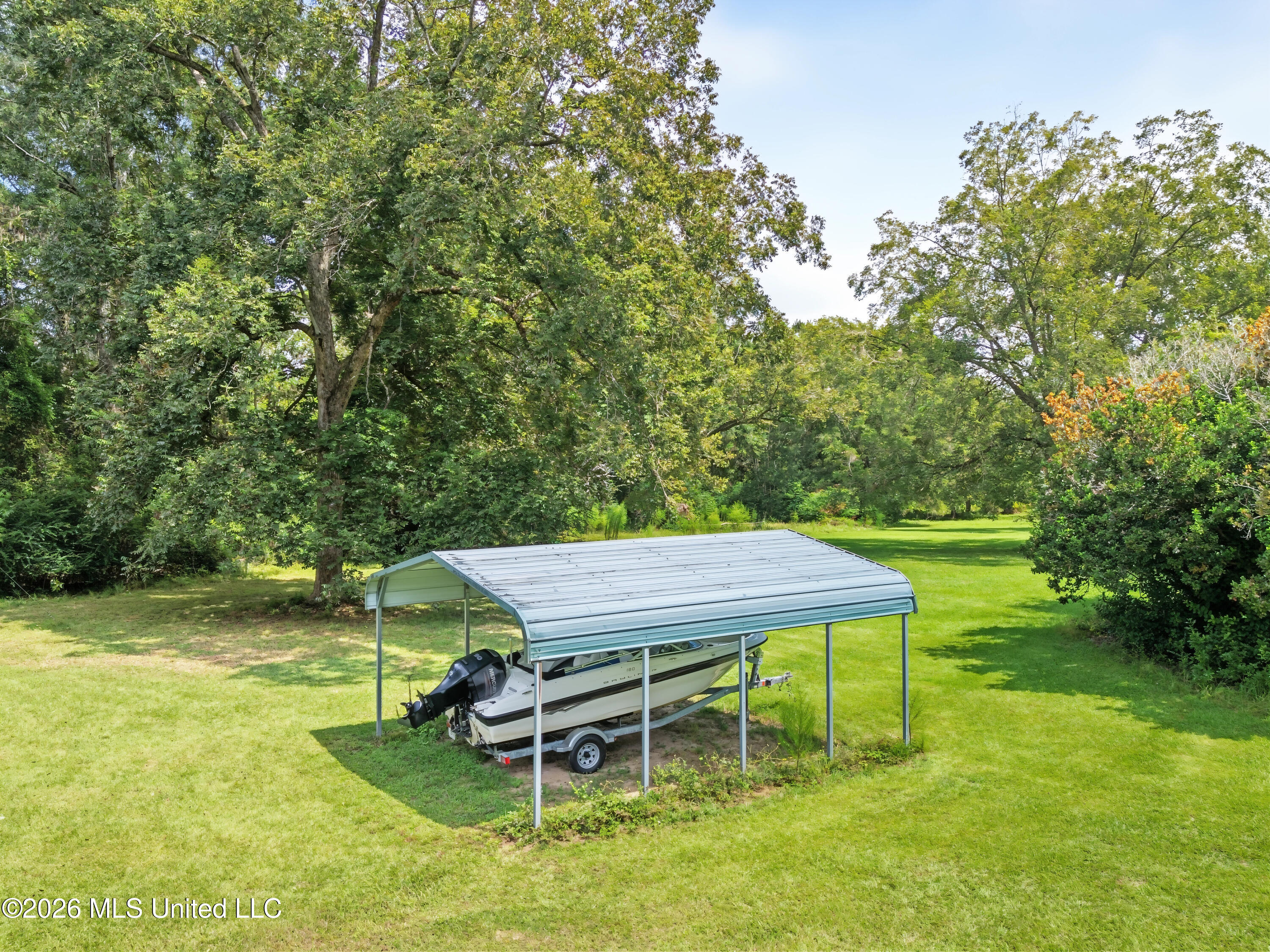 172 E Bond Road Property Photo 25