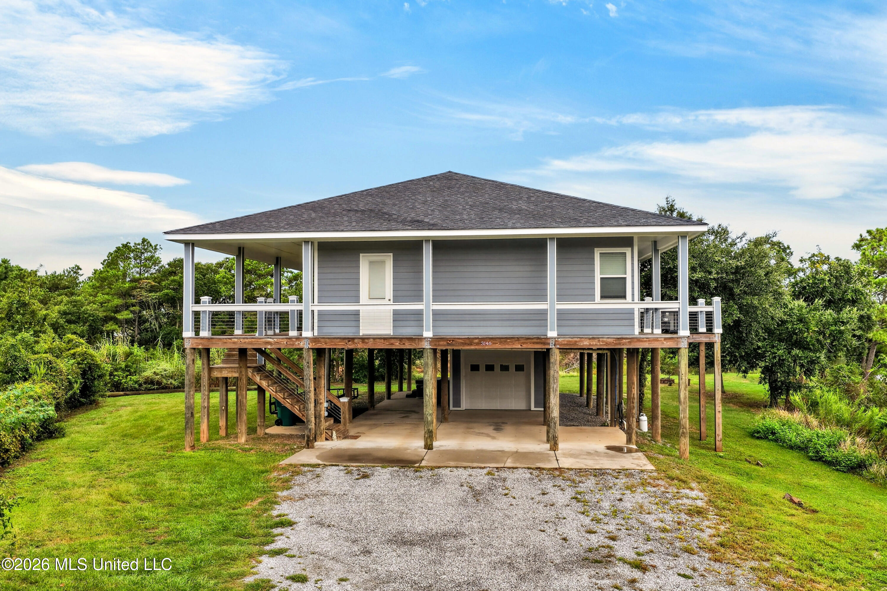 3146 Gulf View Place Property Photo 3