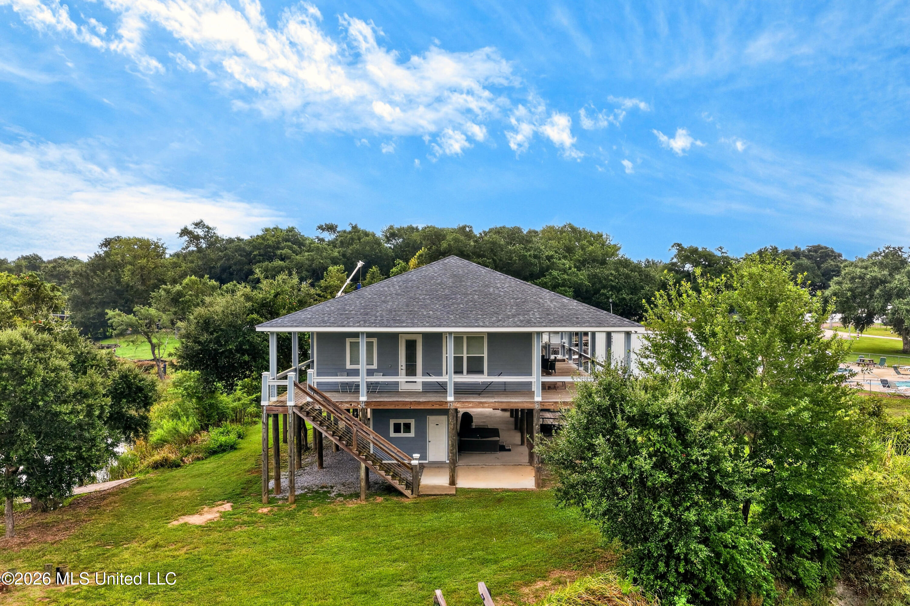 3146 Gulf View Place Property Photo 6