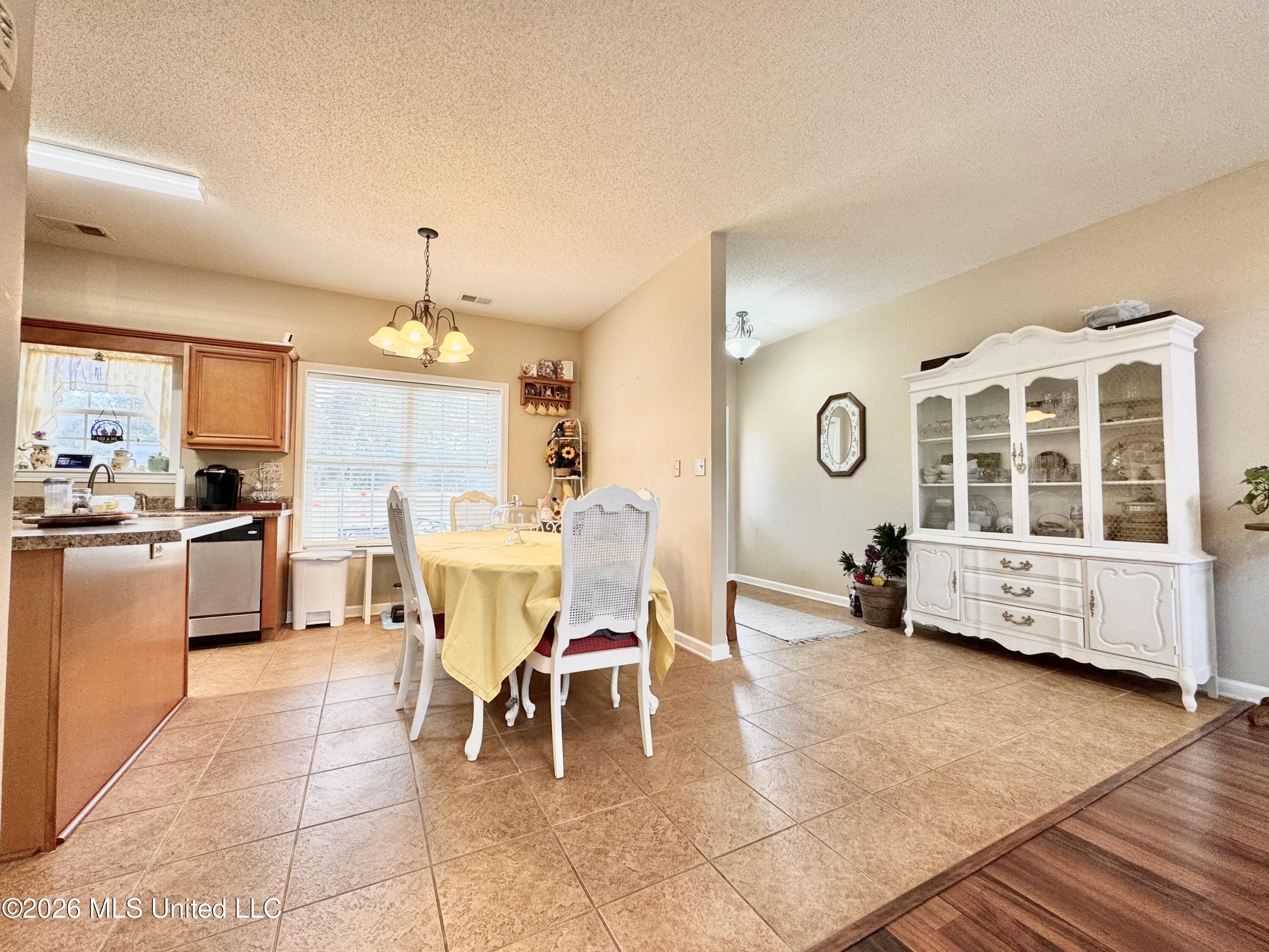 119 American River Drive Property Photo 8