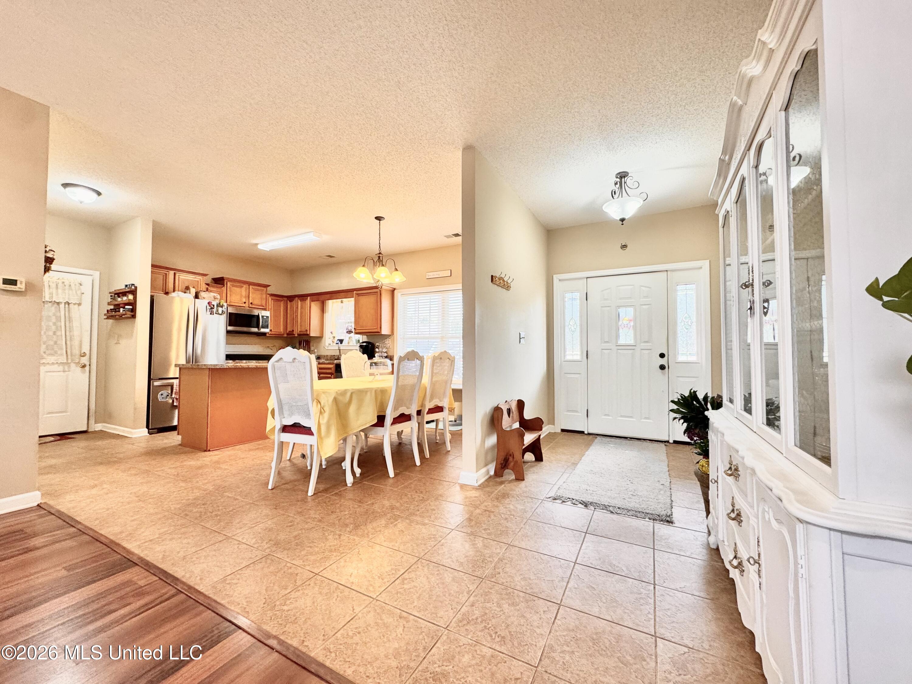 119 American River Drive Property Photo 9