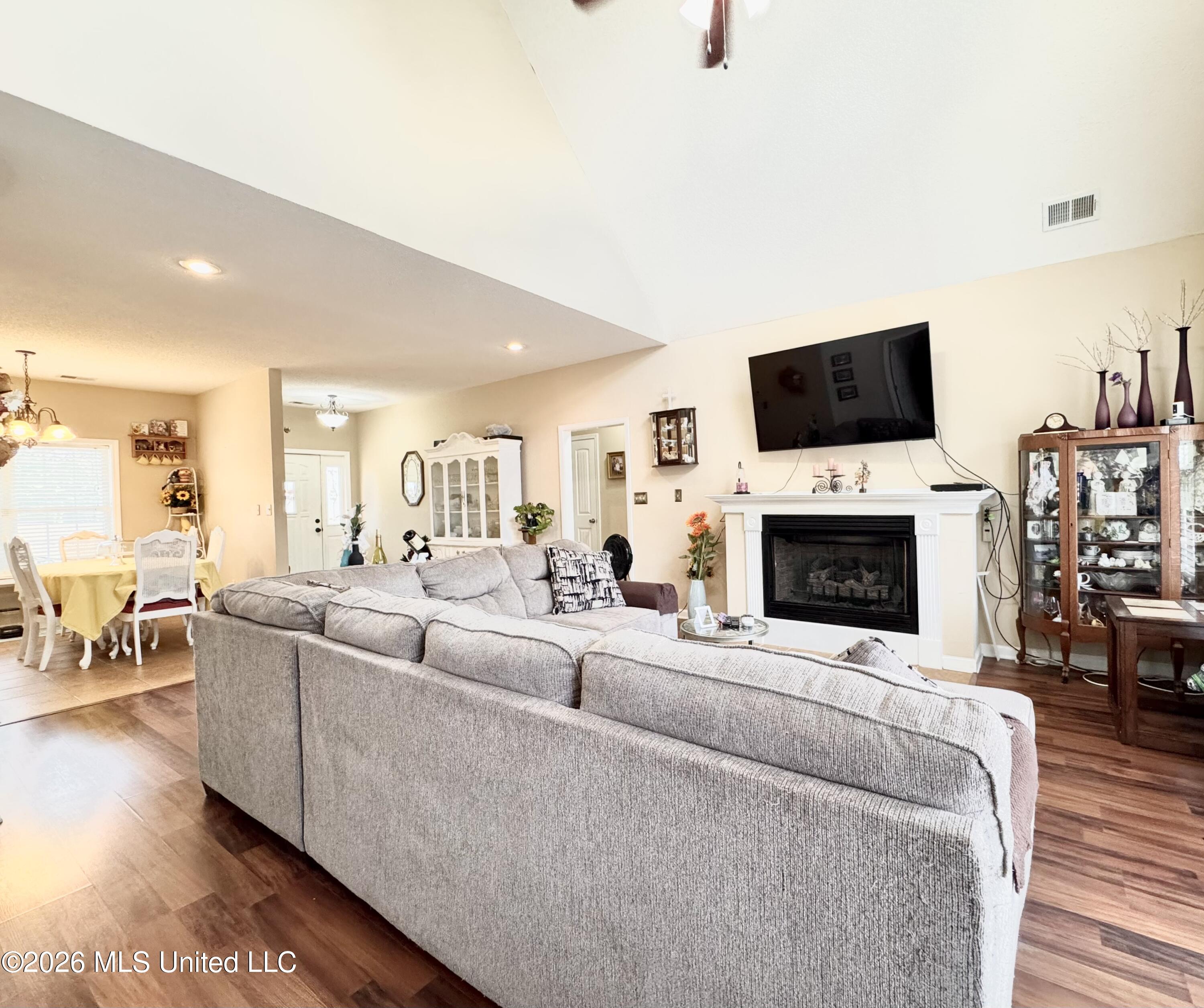 119 American River Drive Property Photo 16
