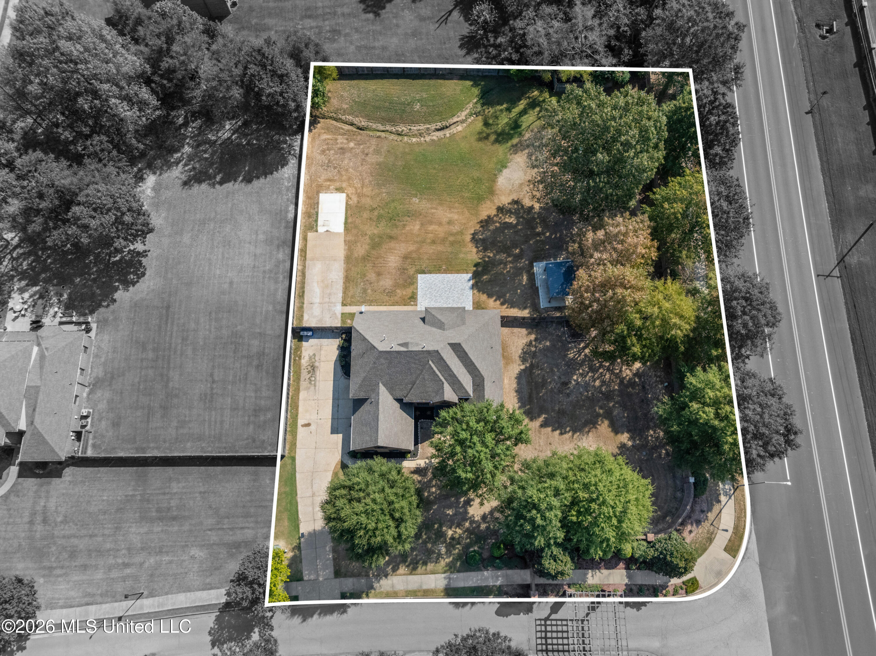4024 Mitchell Place Property Photo 4