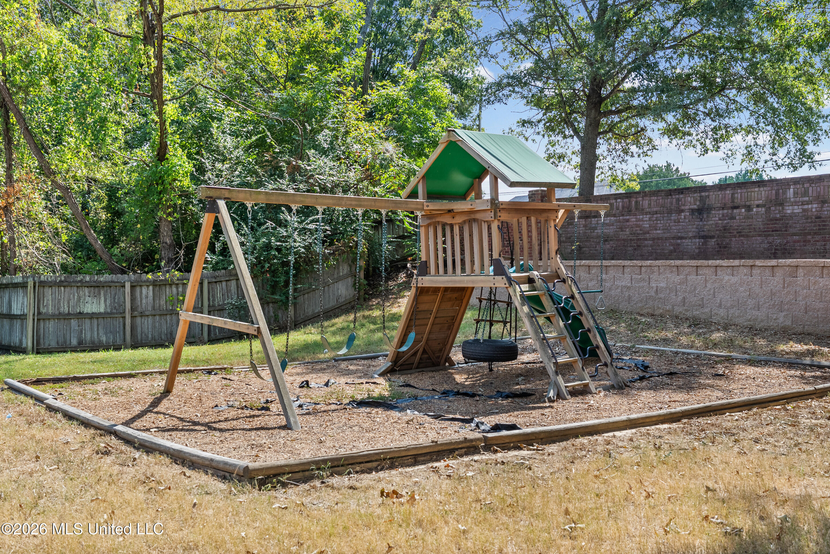 4024 Mitchell Place Property Photo 39