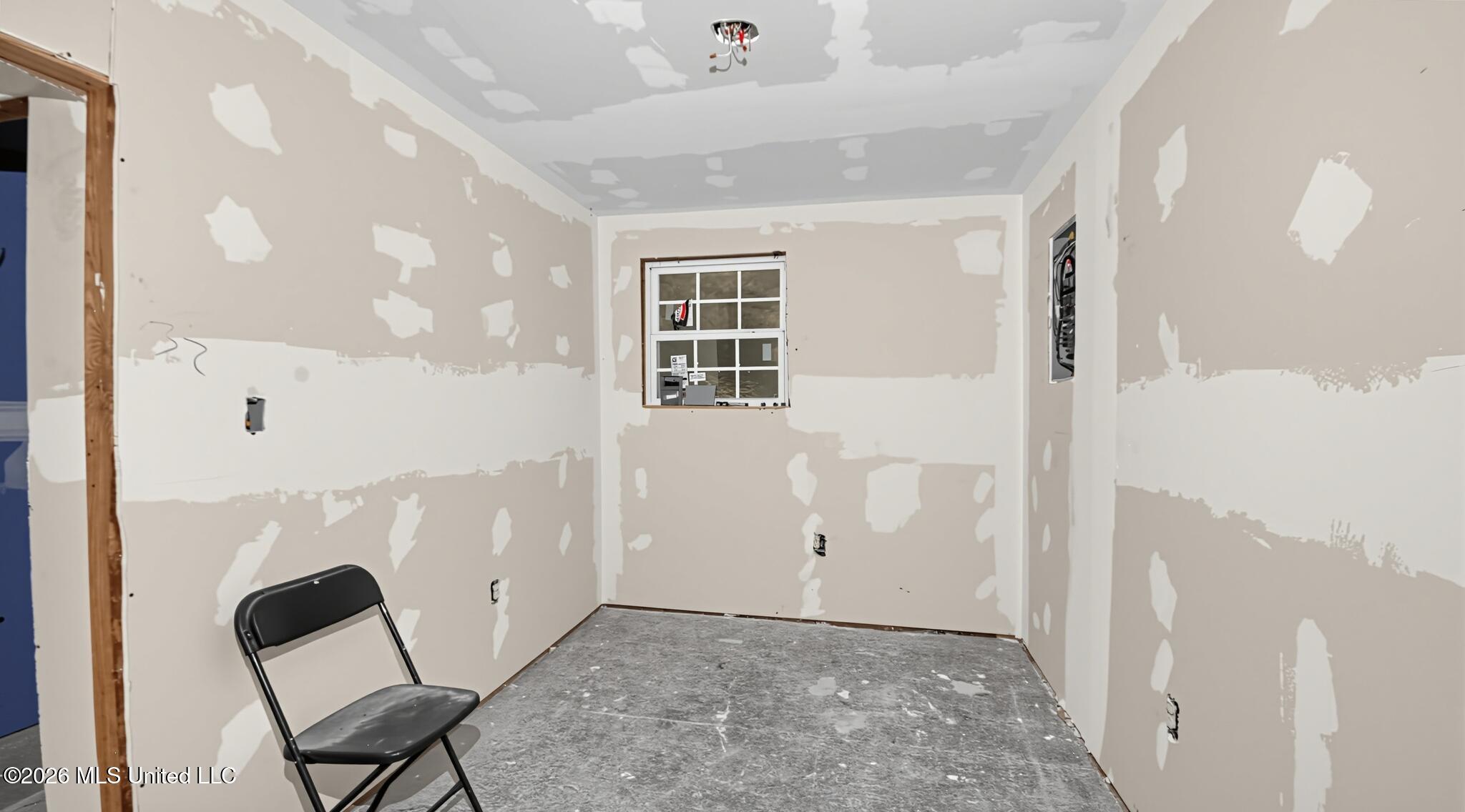 213 Oak Street Property Photo 11
