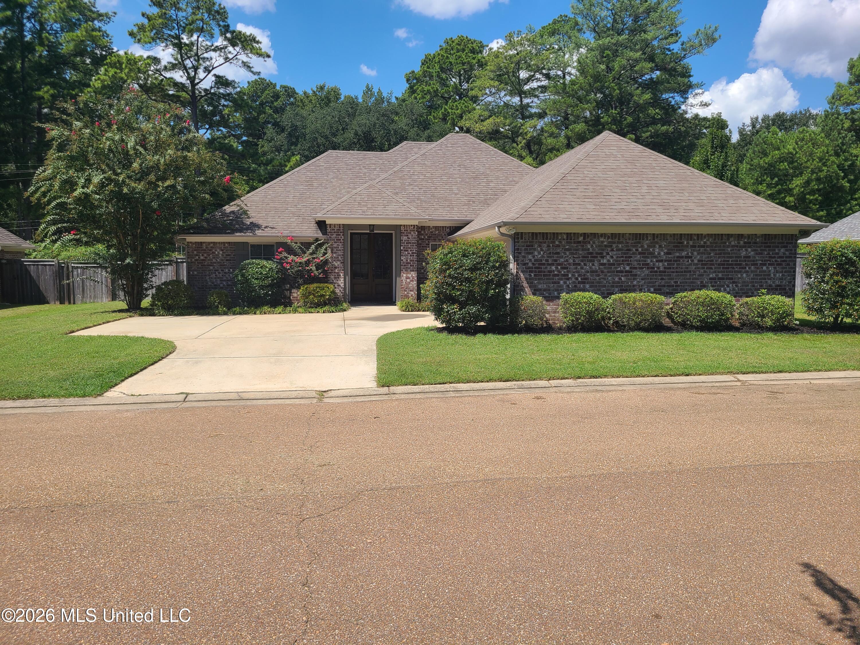 3 Lenox Court Property Photo 3