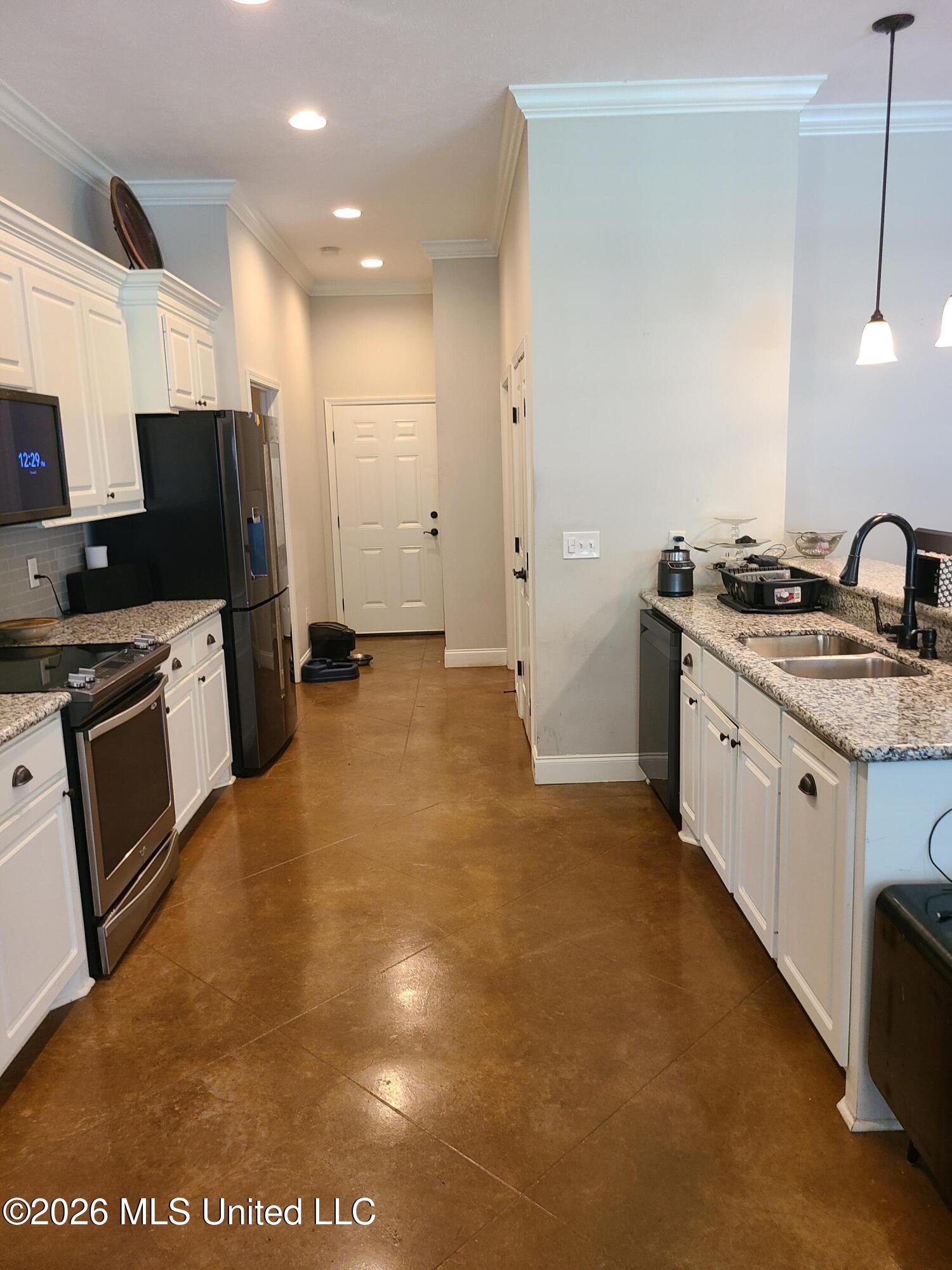 3 Lenox Court Property Photo 15
