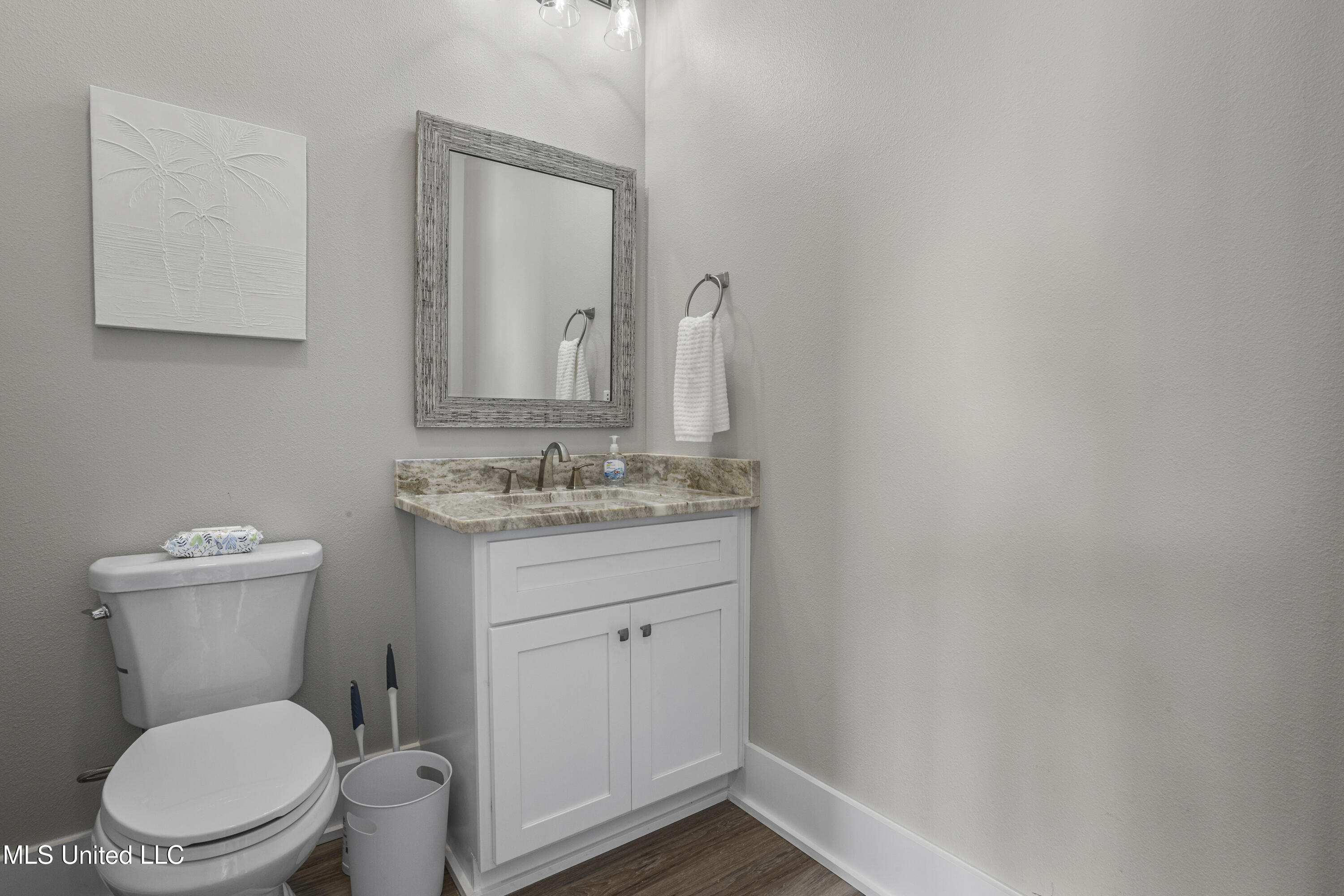567 Maria Avenue Property Photo 16