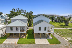 577 Maria Avenue Property Photo 4