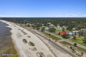 577 Maria Avenue Property Photo 5