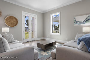 577 Maria Avenue Property Photo 8