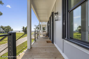 577 Maria Avenue Property Photo 32
