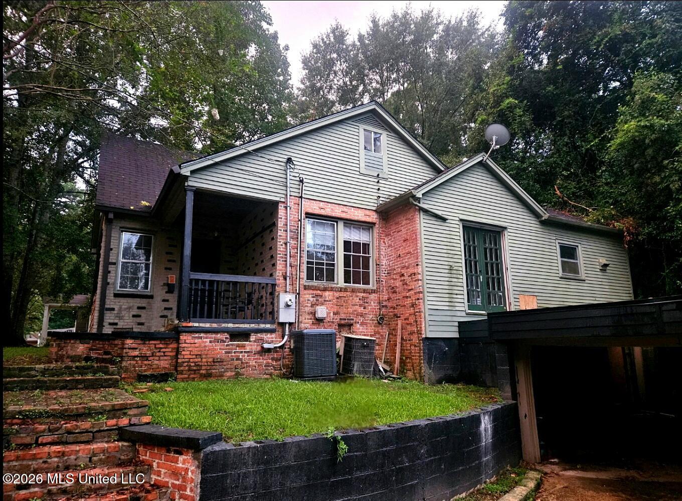 3411 29th Avenue Property Photo 4