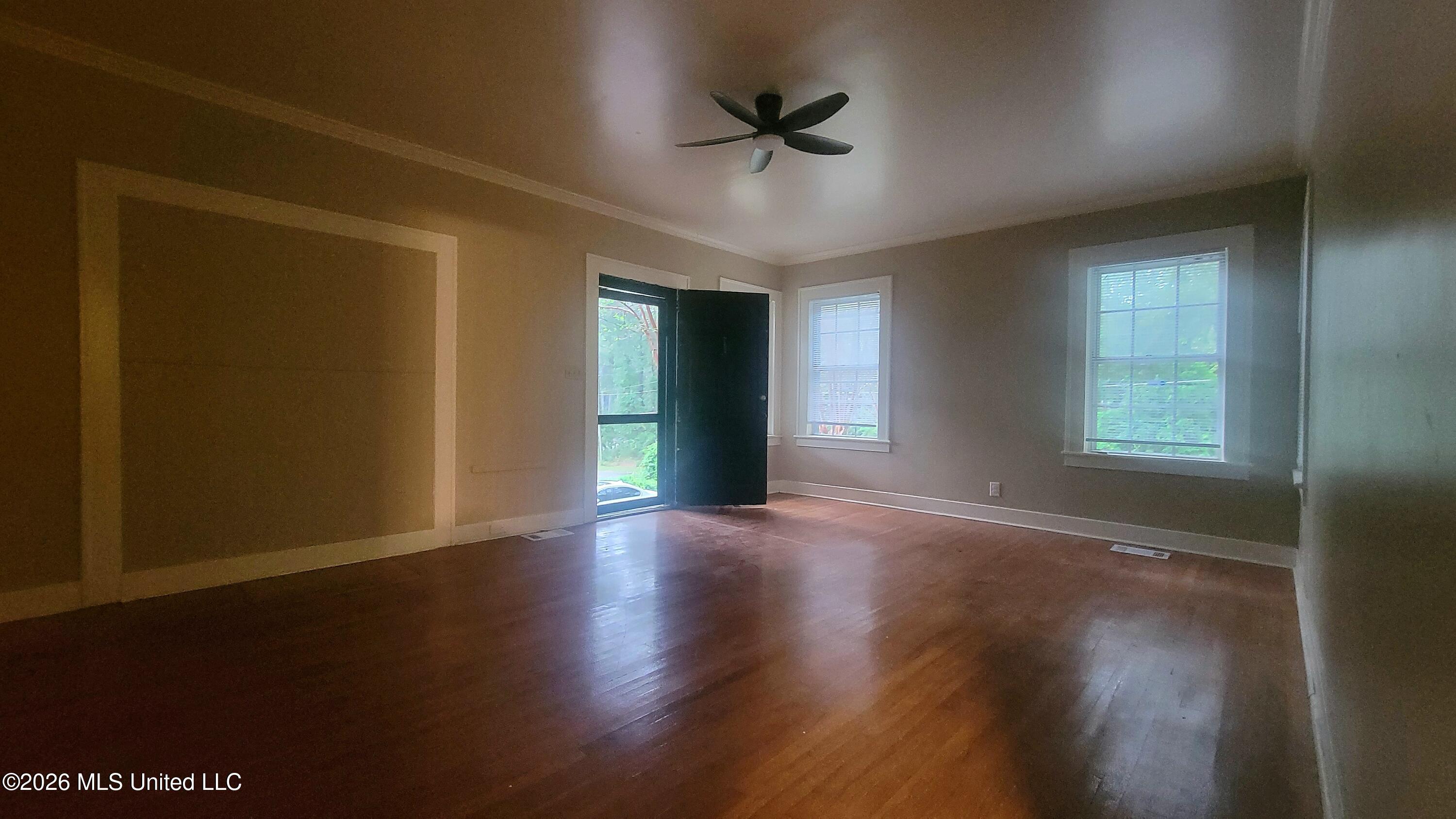 3411 29th Avenue Property Photo 5