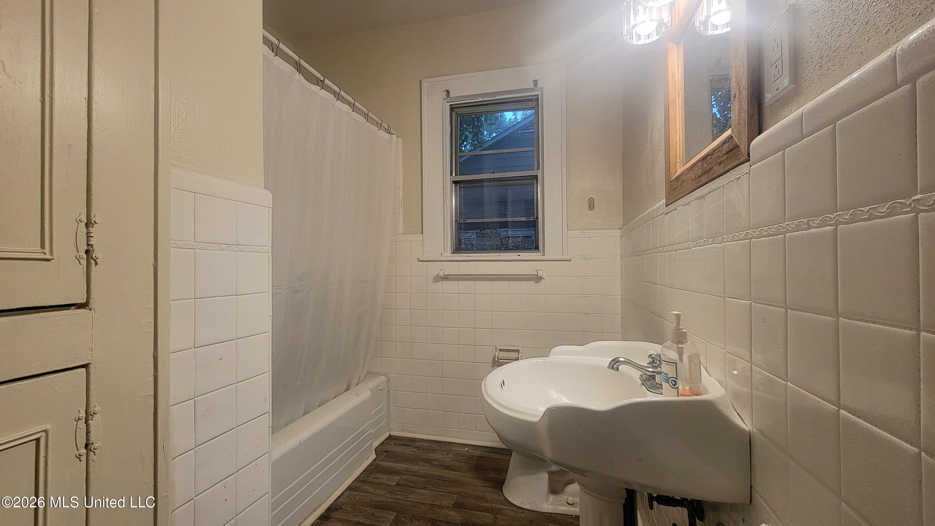 3411 29th Avenue Property Photo 8
