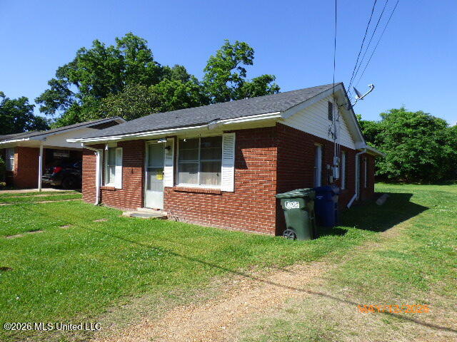 427 College Street Property Photo 2