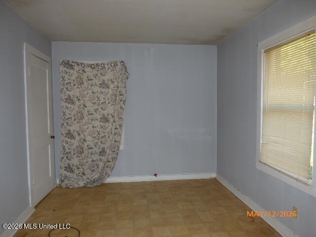 427 College Street Property Photo 8