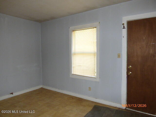 427 College Street Property Photo 9