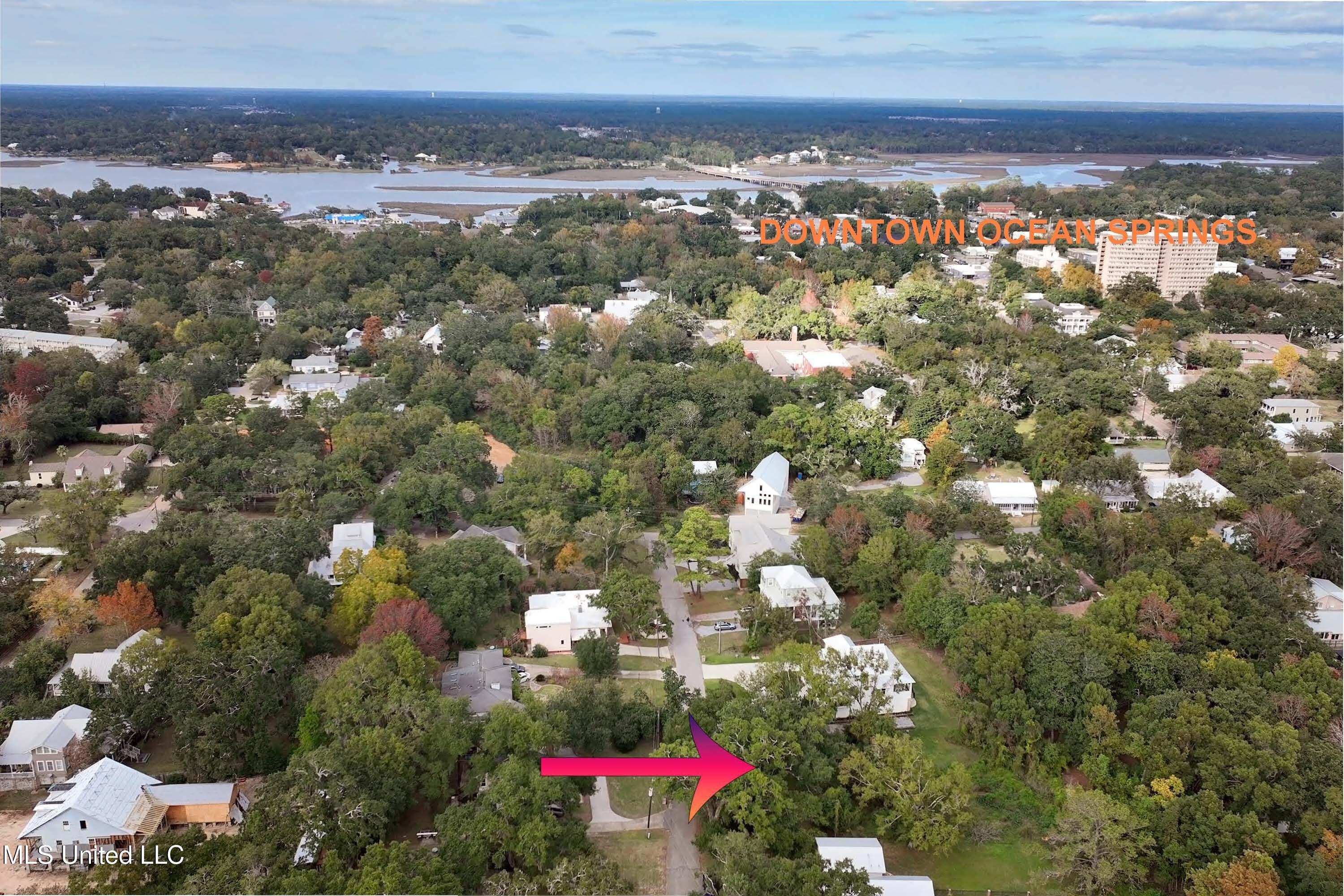 408 Ruskin Avenue Property Photo 4