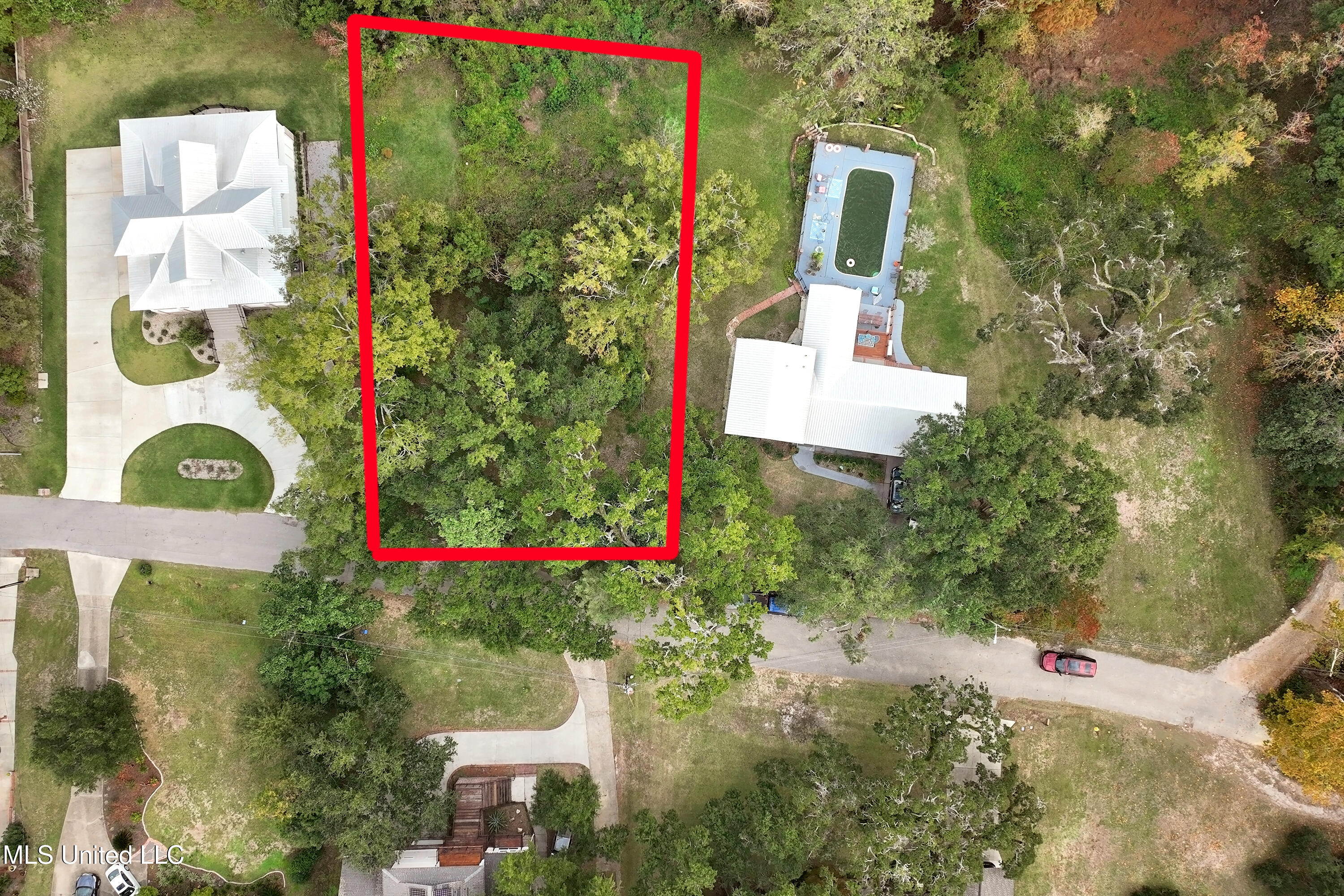 408 Ruskin Avenue Property Photo 6