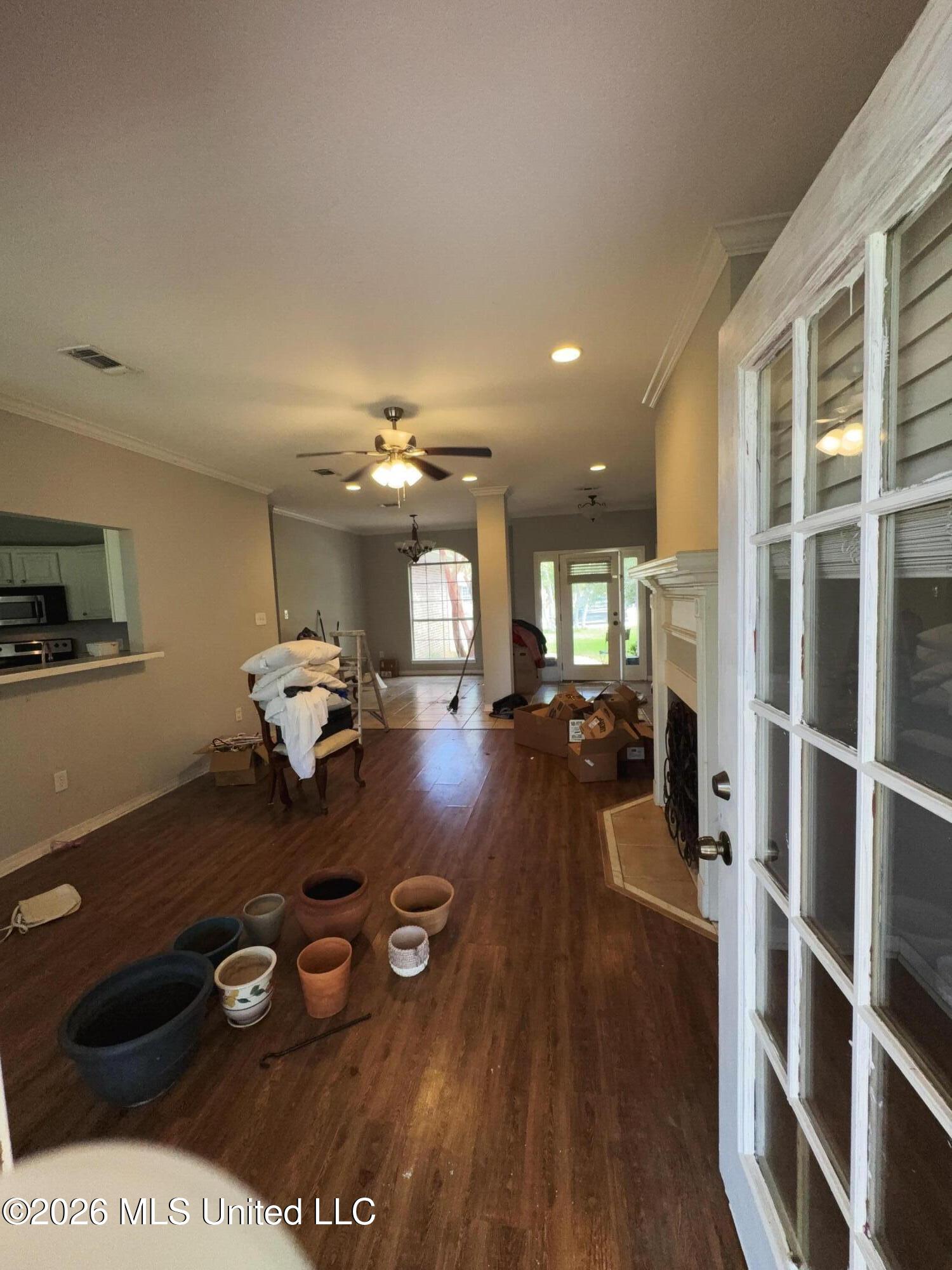 1173 Glendale Place Property Photo 4