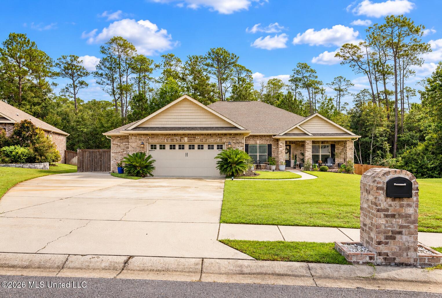 1004 Cardinal Cove Property Photo 6