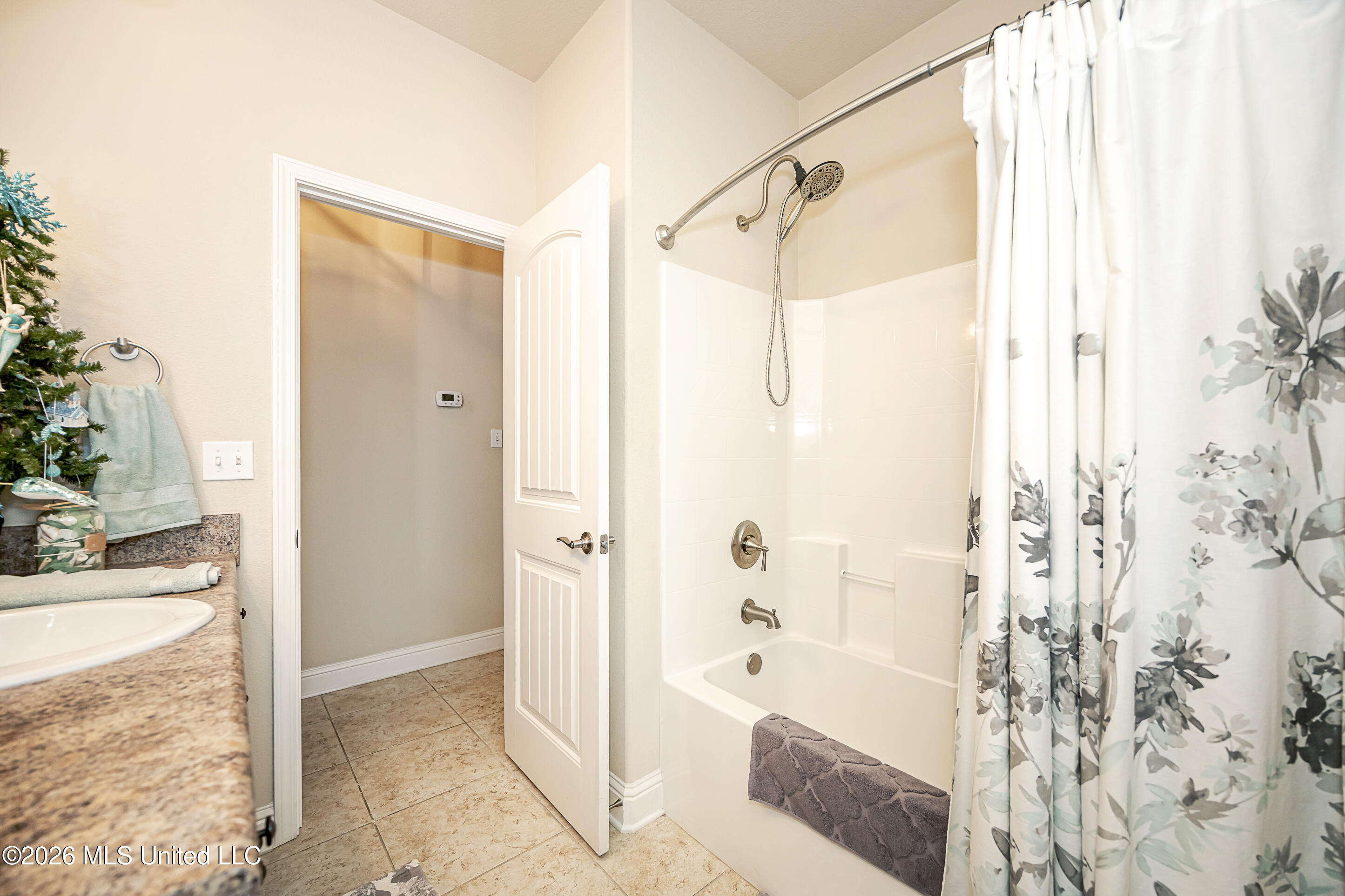 1004 Cardinal Cove Property Photo 36