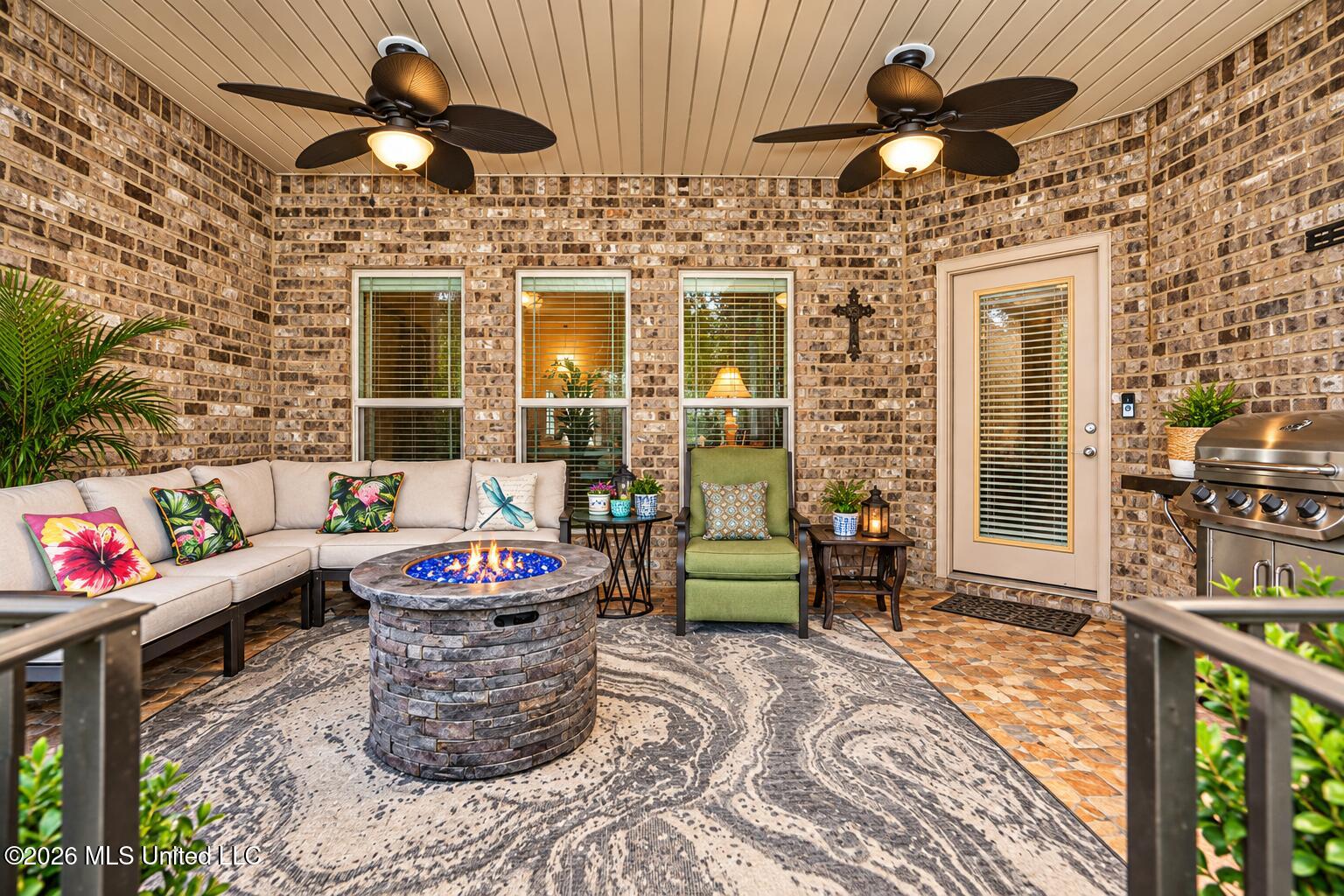 1004 Cardinal Cove Property Photo 47