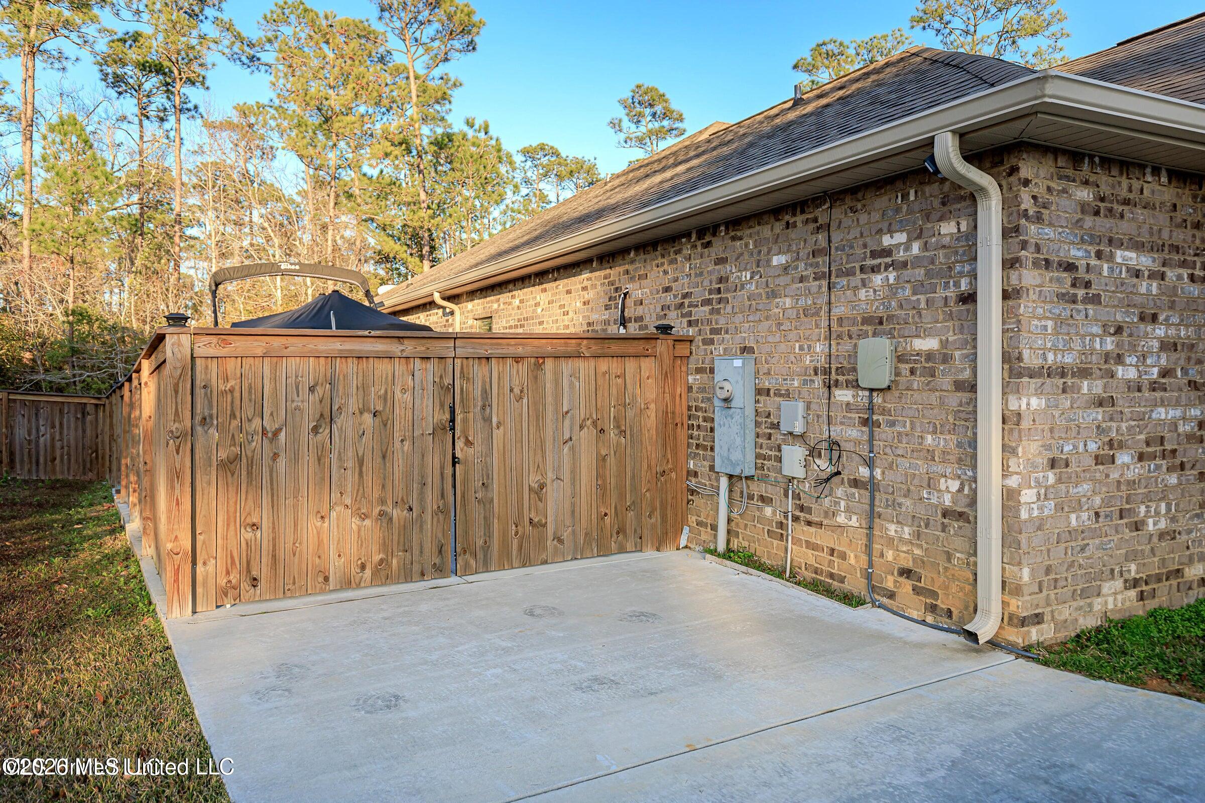 1004 Cardinal Cove Property Photo 54