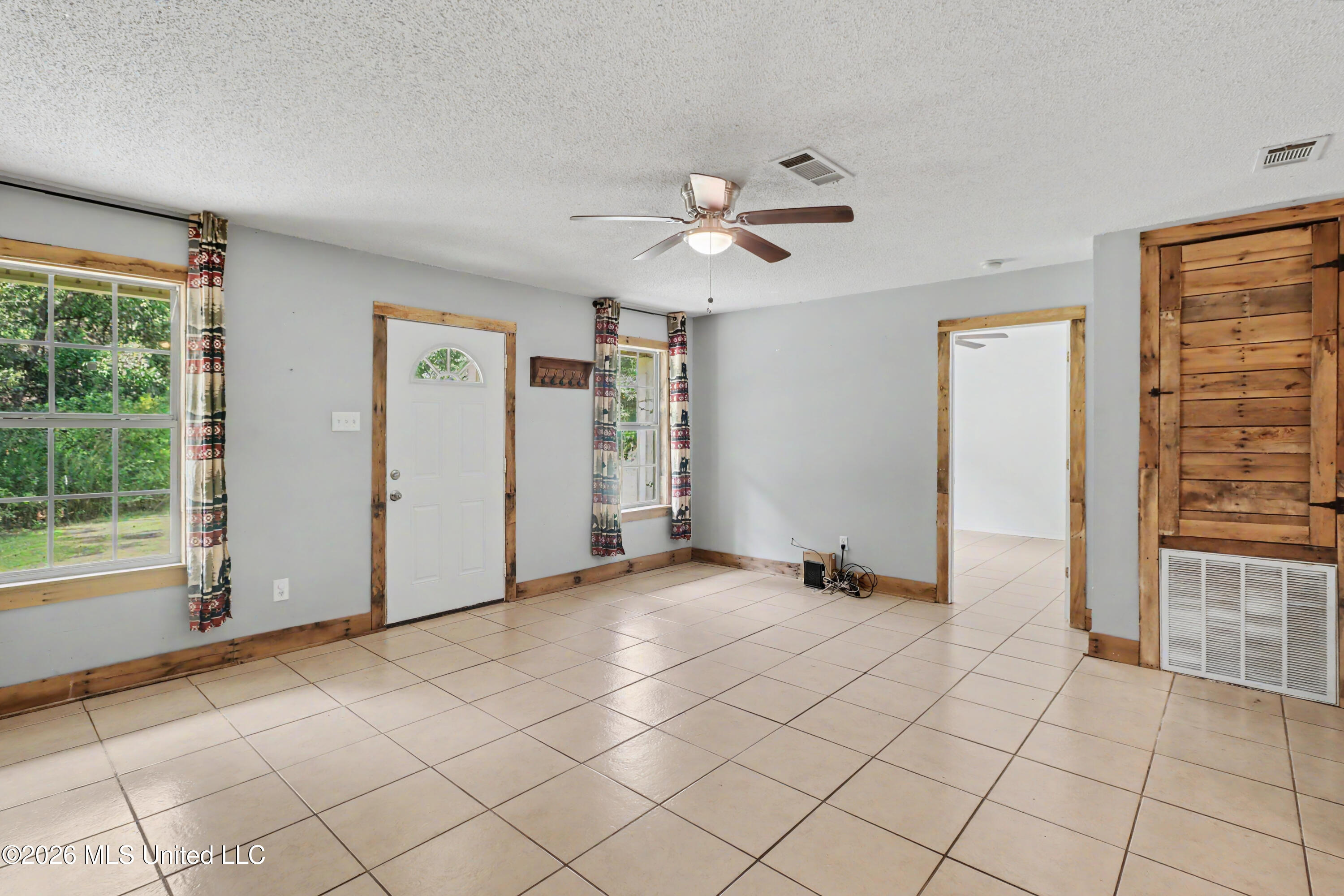 20086 Morgan Lane Road Property Photo 3