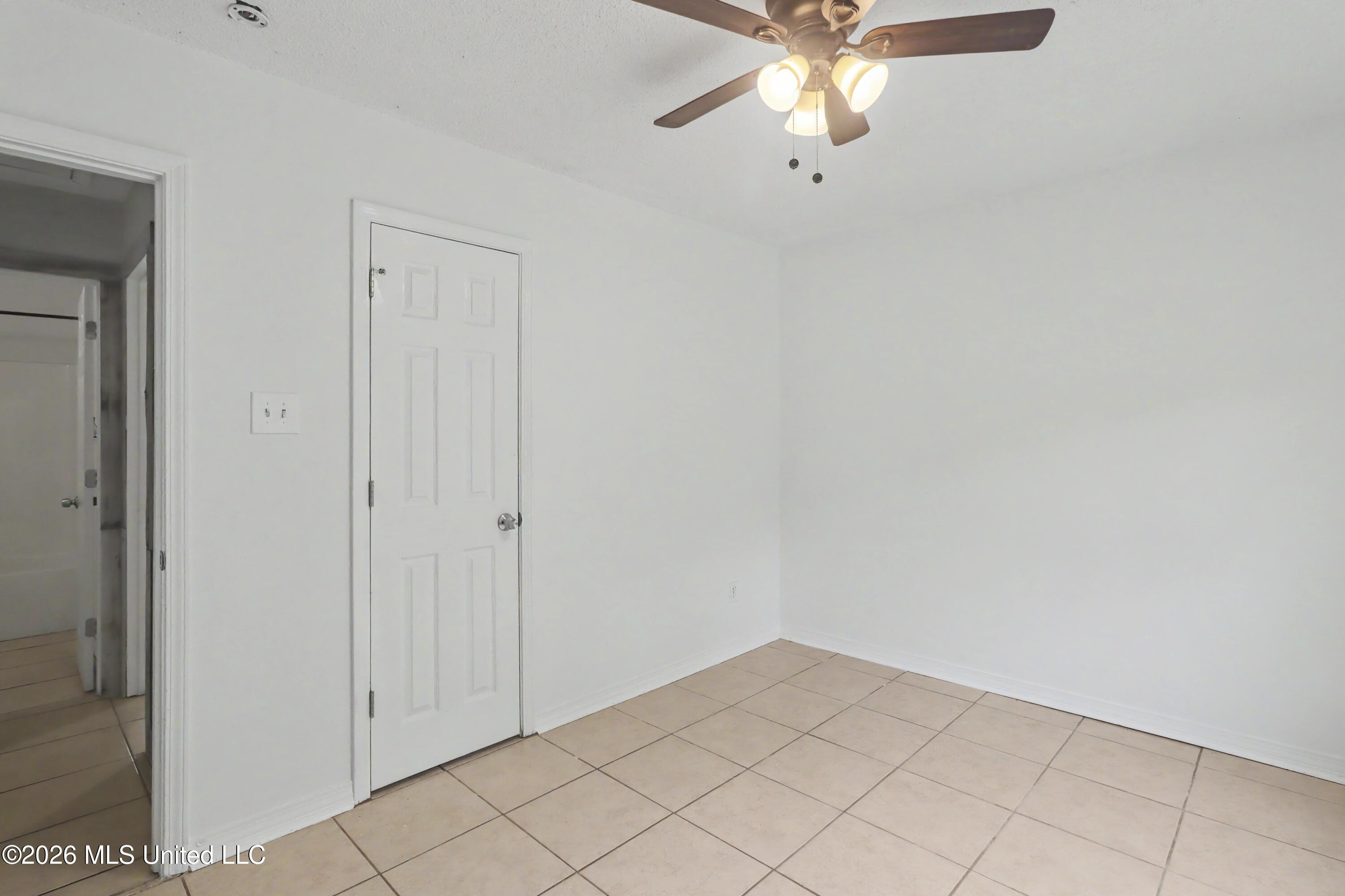 20086 Morgan Lane Road Property Photo 9