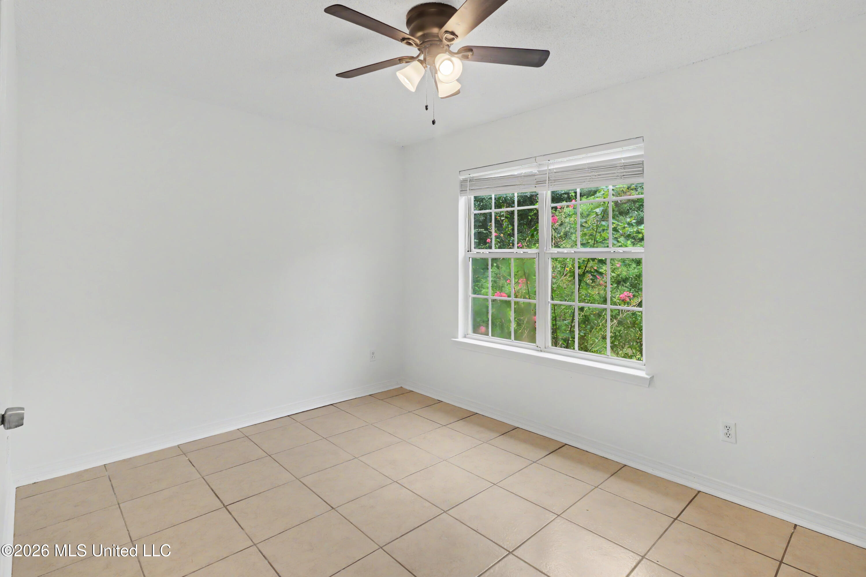 20086 Morgan Lane Road Property Photo 10