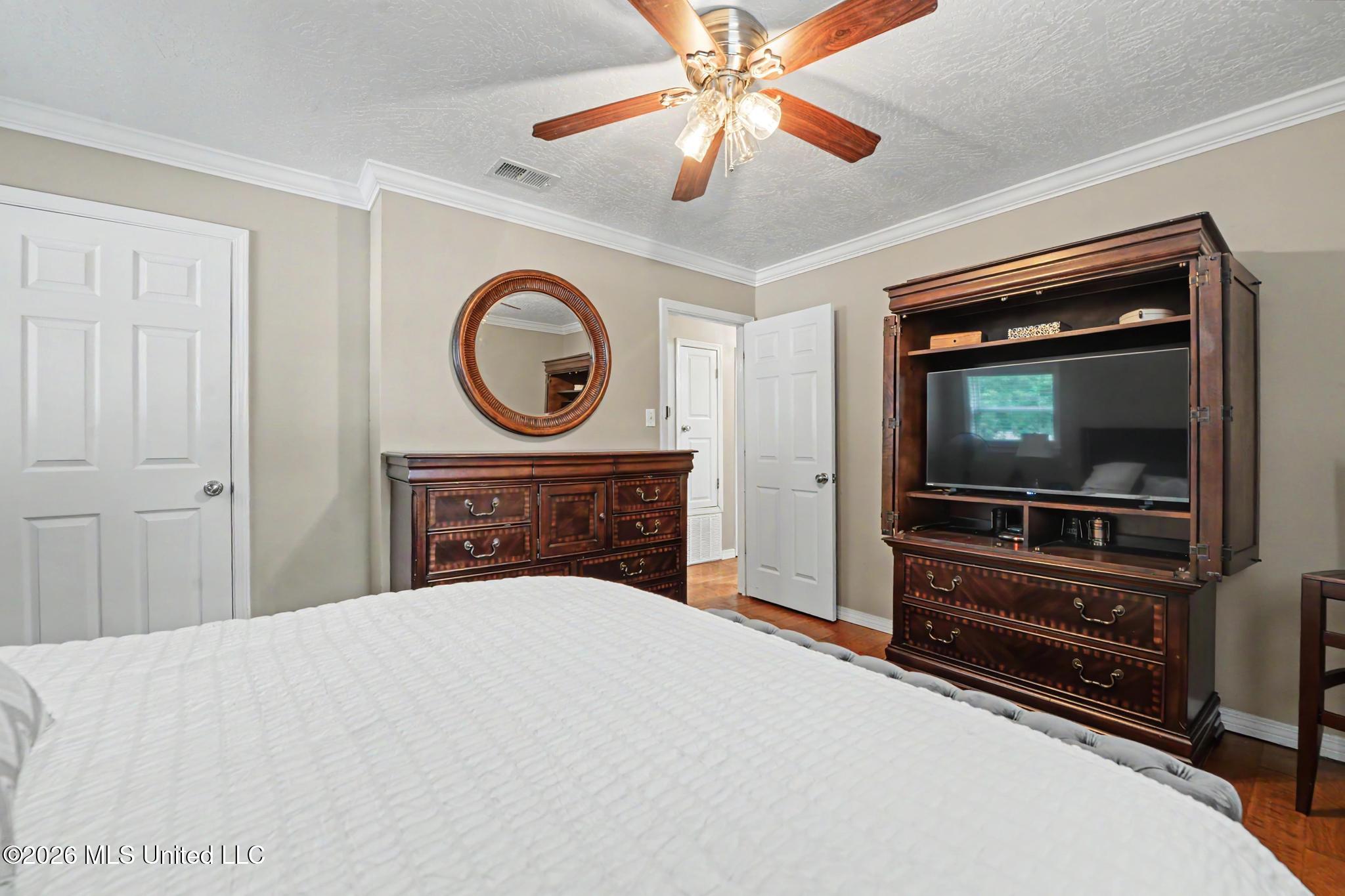 809 Canal Street Property Photo 12