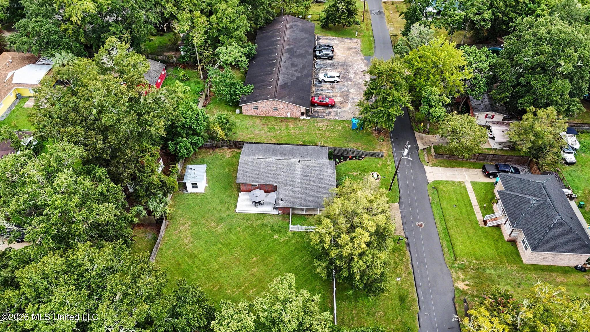 809 Canal Street Property Photo 29