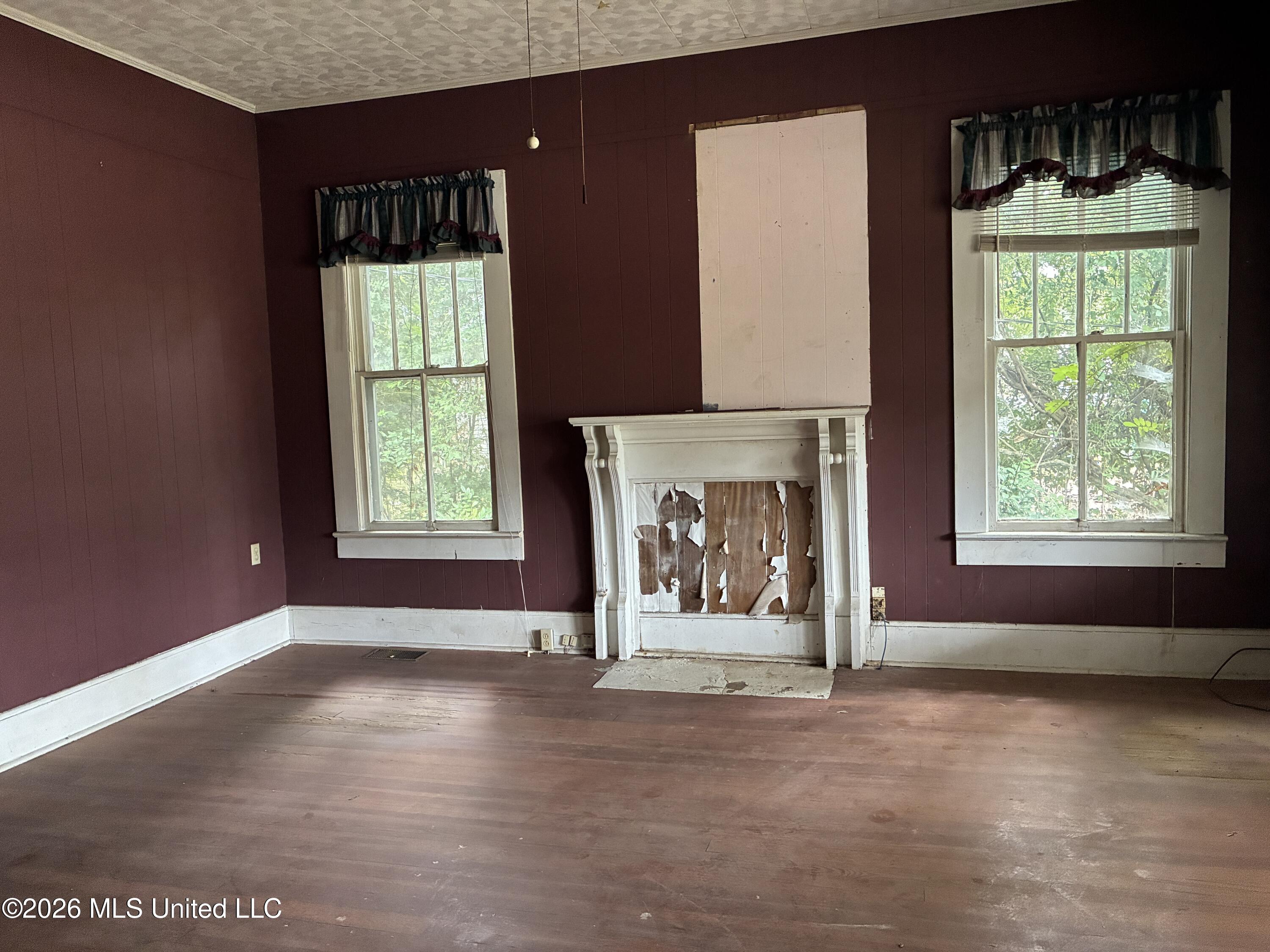 528 W Michigan Avenue Property Photo 12