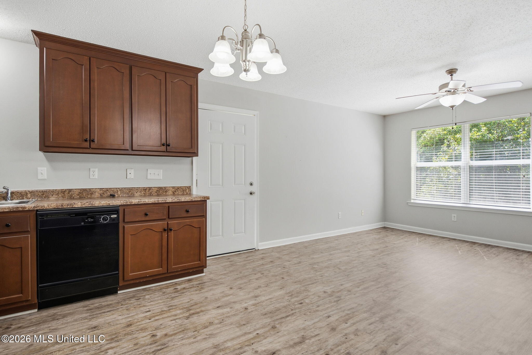 100 Beaver Dam Road Property Photo 6