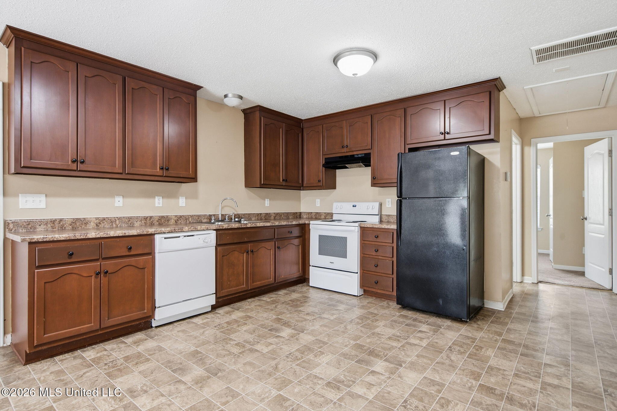 100 Beaver Dam Road Property Photo 18