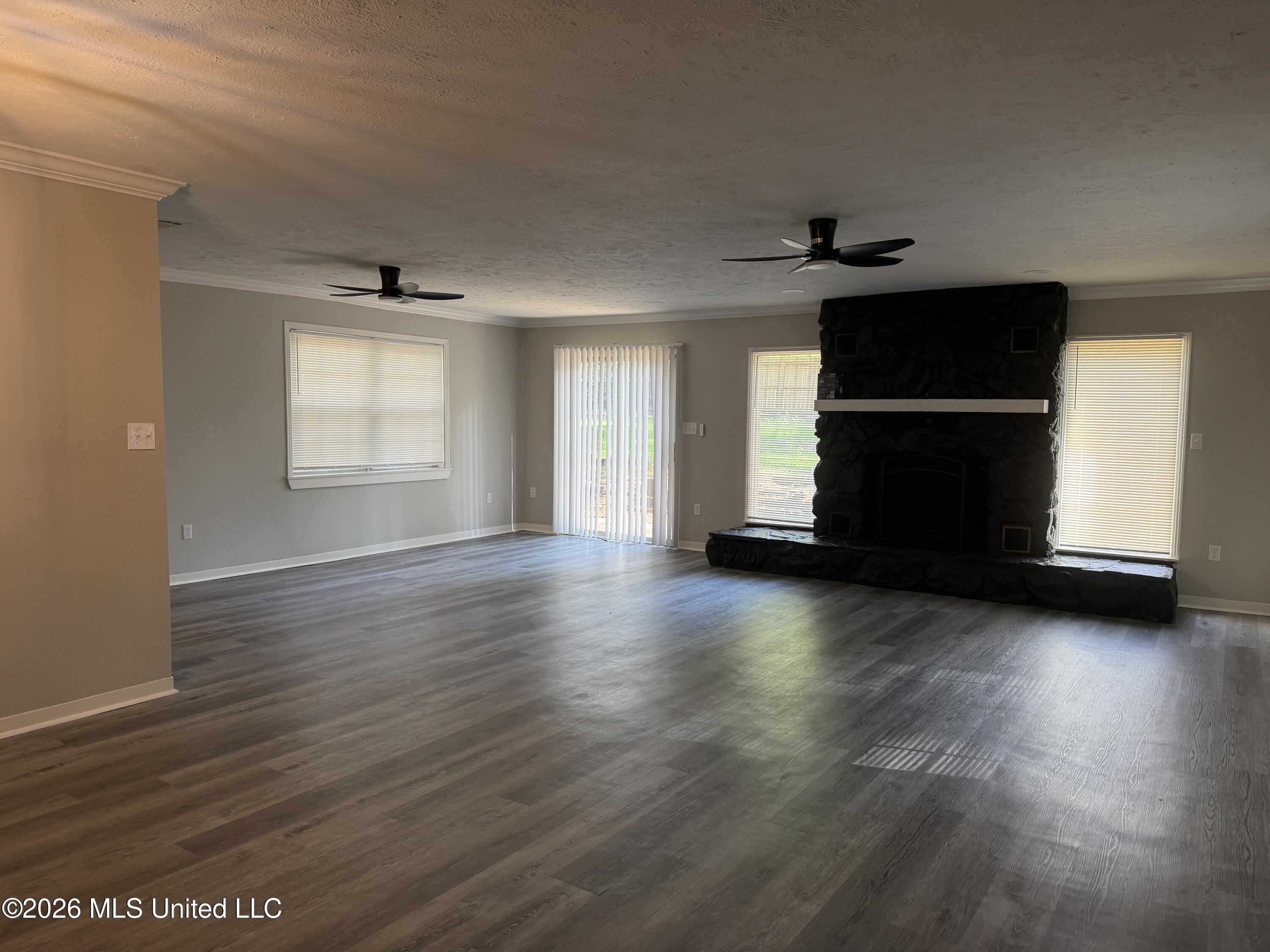 1357 Canterbury Lane Property Photo 7