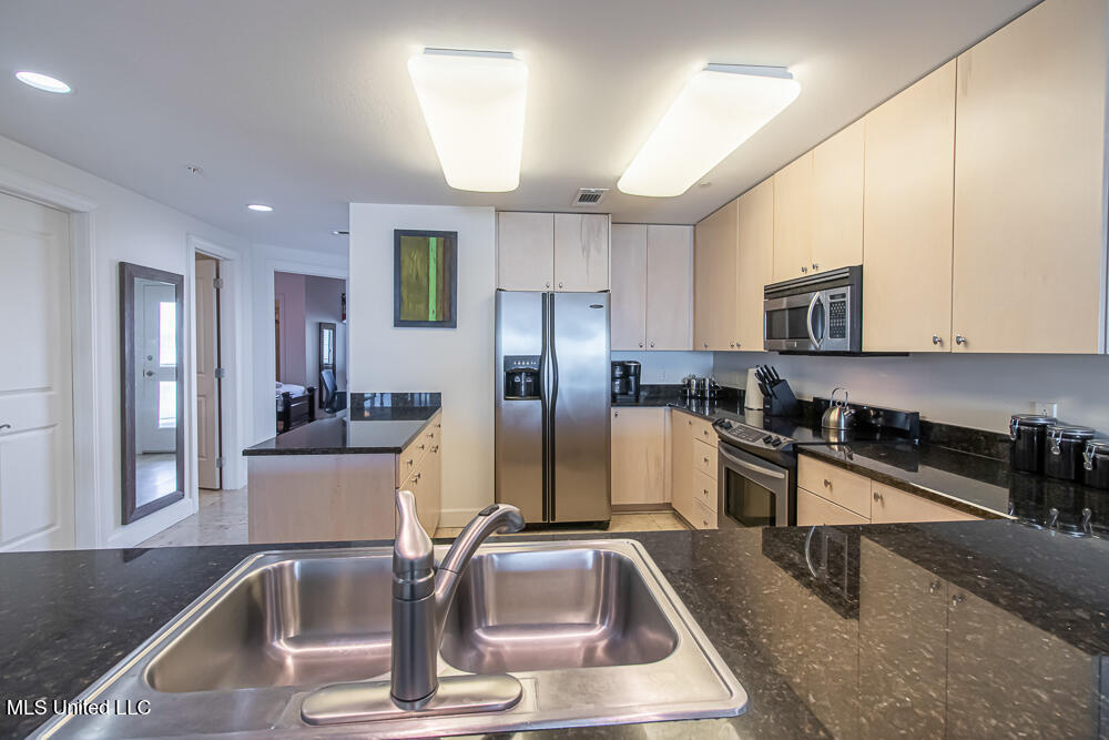 1899 Beach Boulevard Property Photo 4