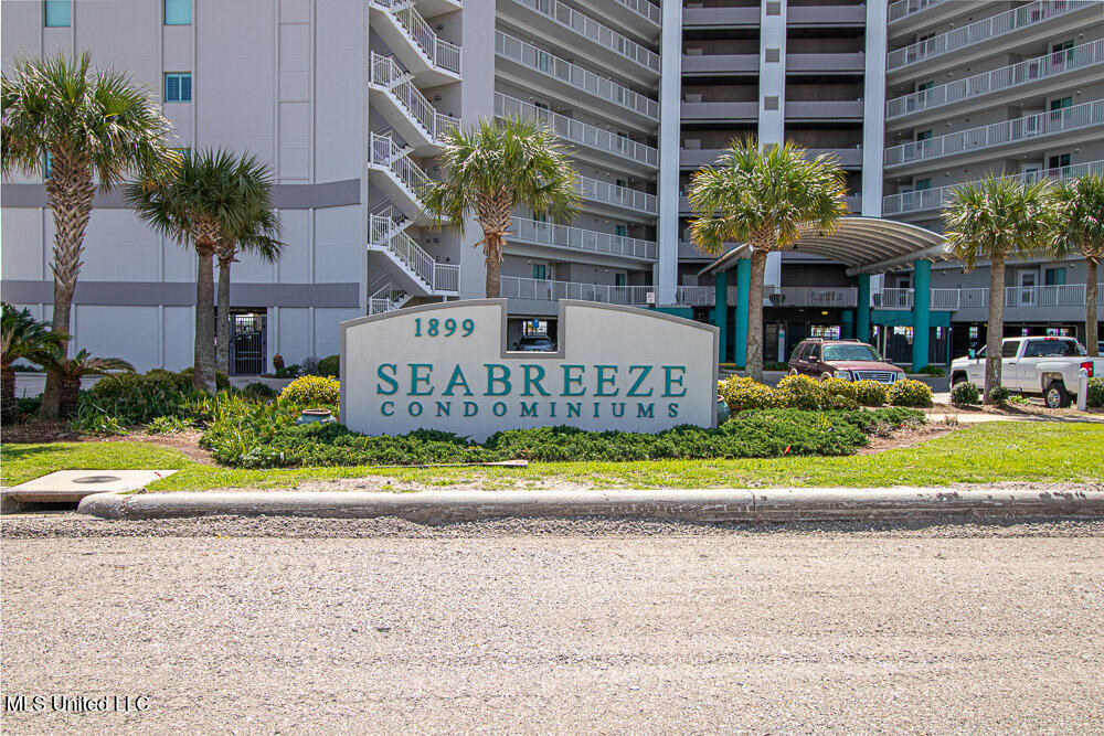 1899 Beach Boulevard Property Photo 26
