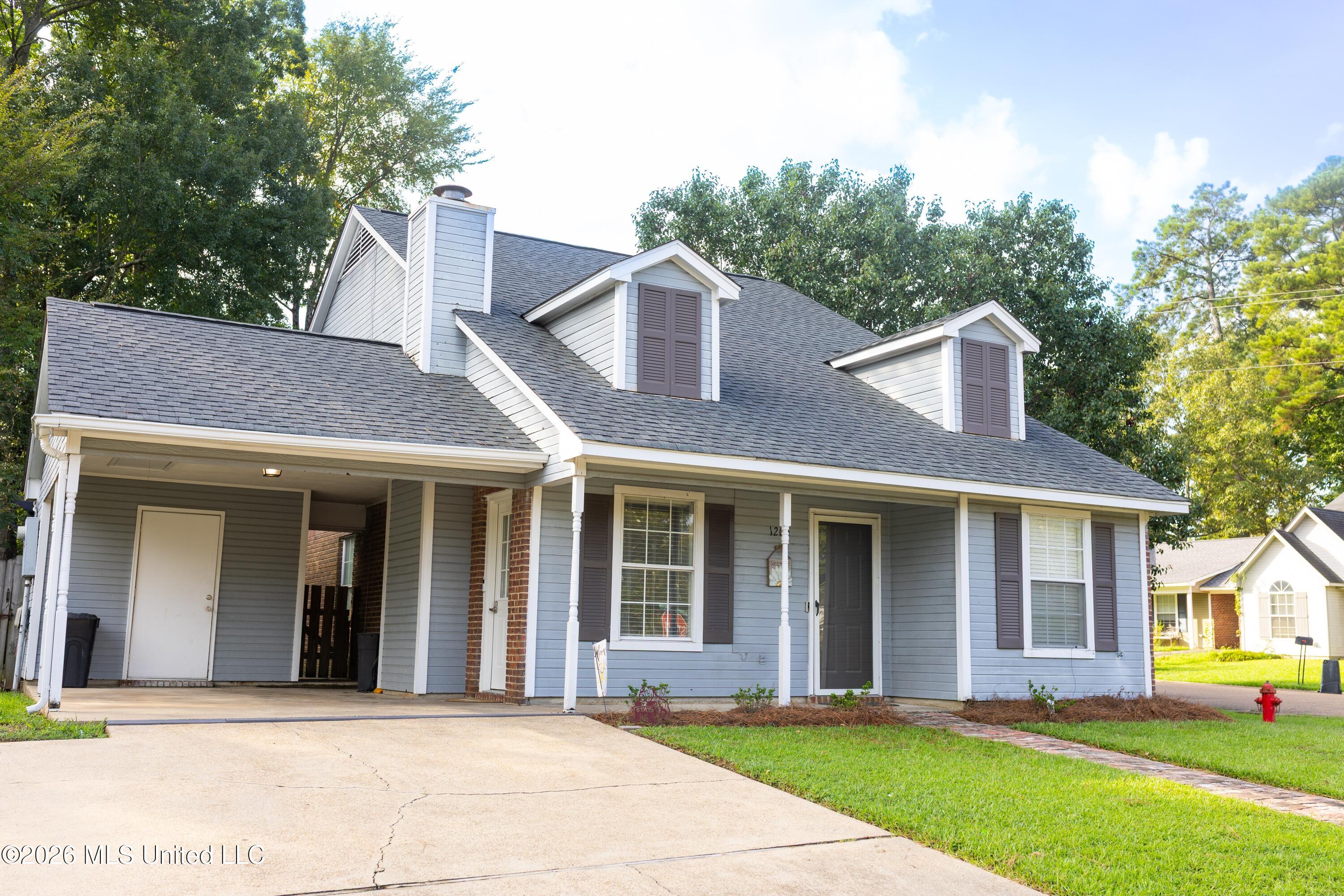 1200 Barnett Bend Circle Property Photo 1