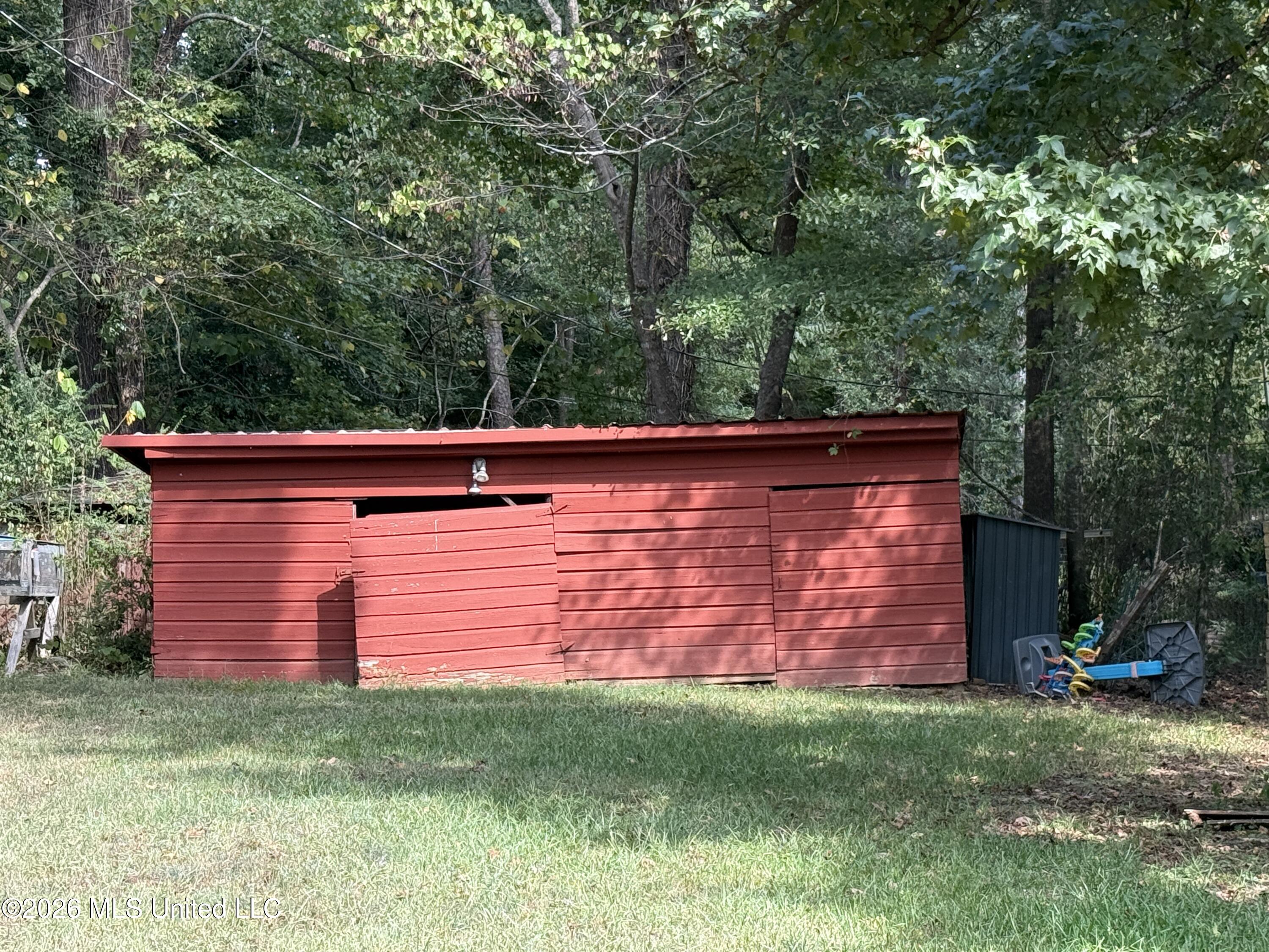 130 Rochelle Drive Property Photo 4