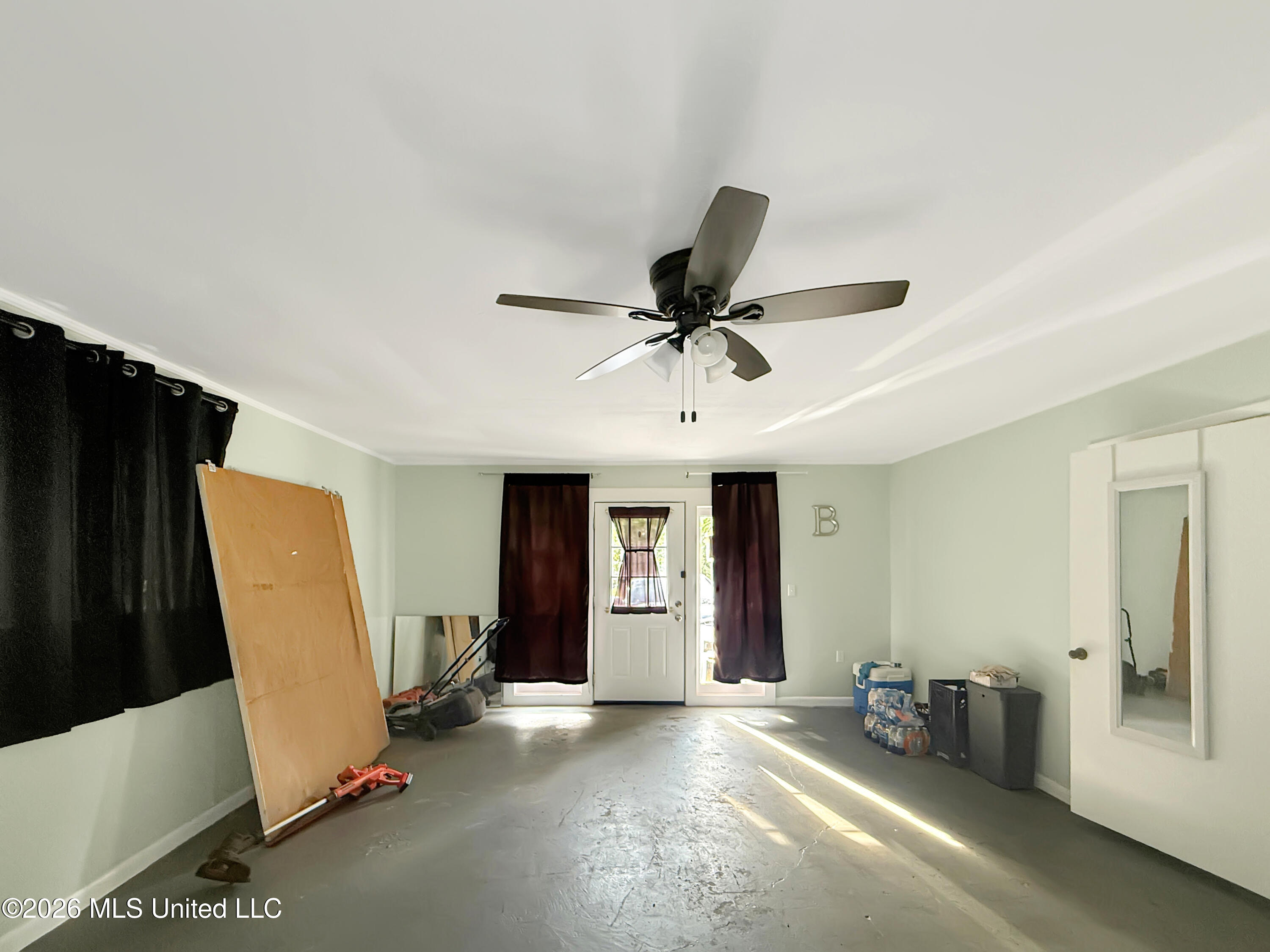 130 Rochelle Drive Property Photo 5