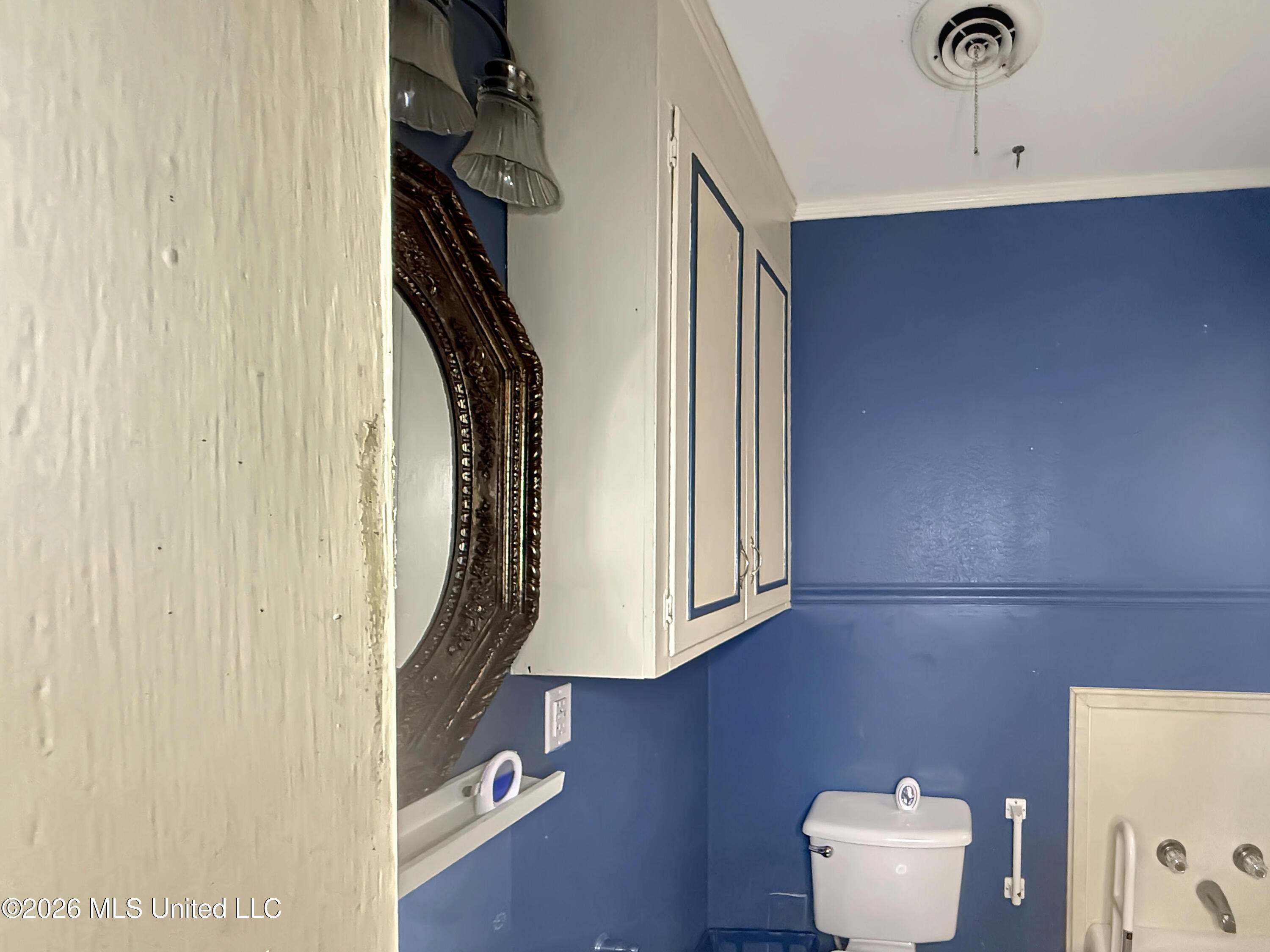 130 Rochelle Drive Property Photo 6