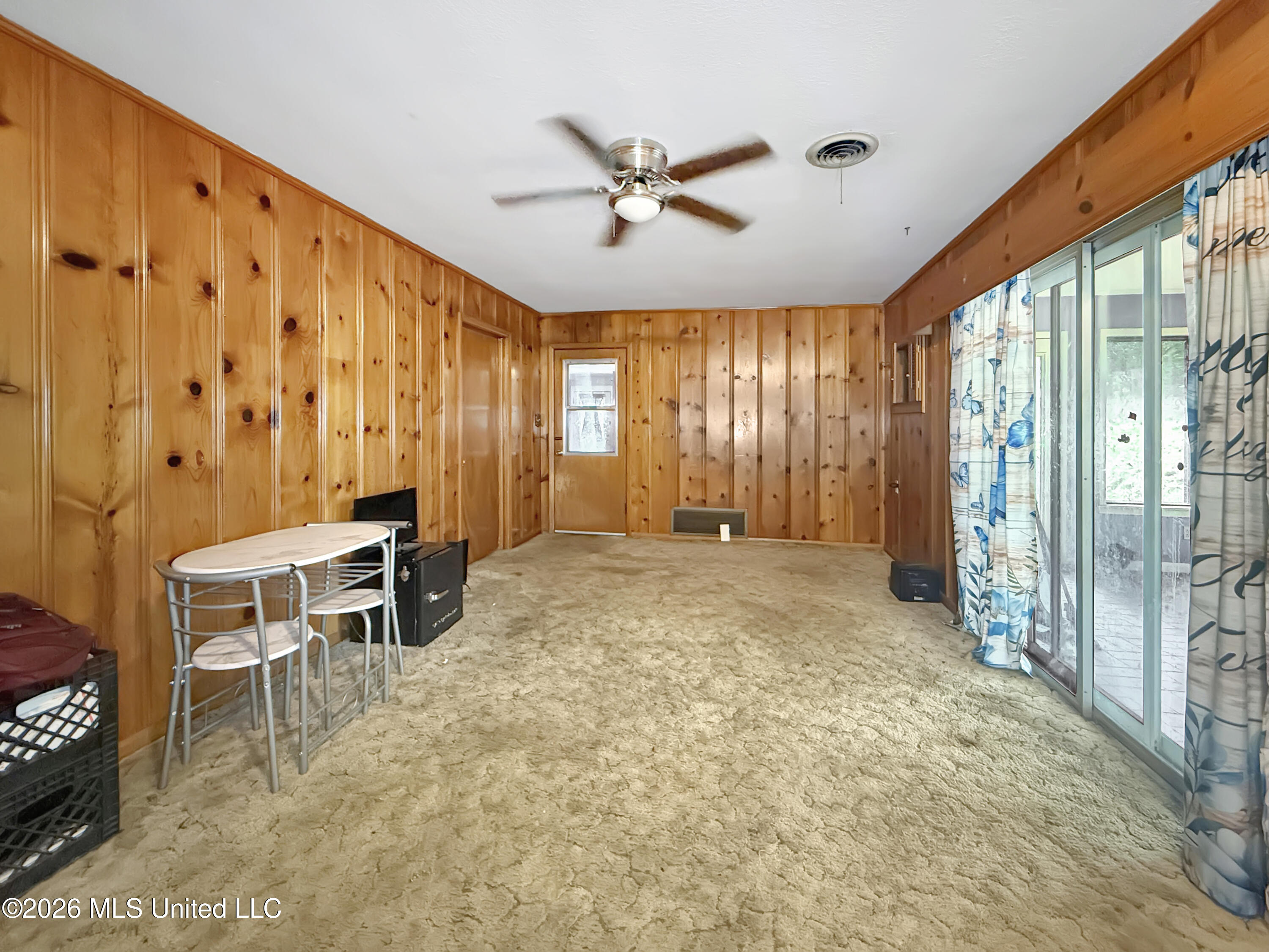130 Rochelle Drive Property Photo 15