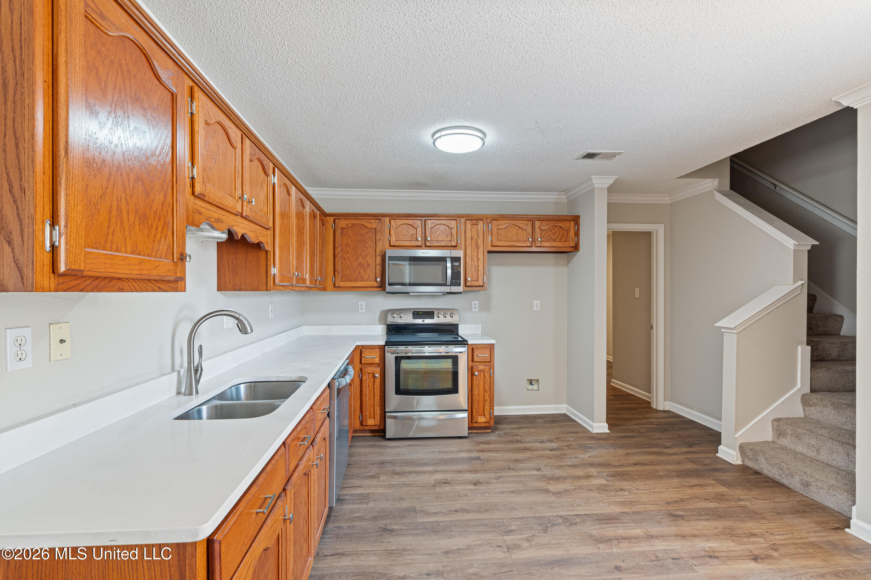 5651 Truman Cove Property Photo 12
