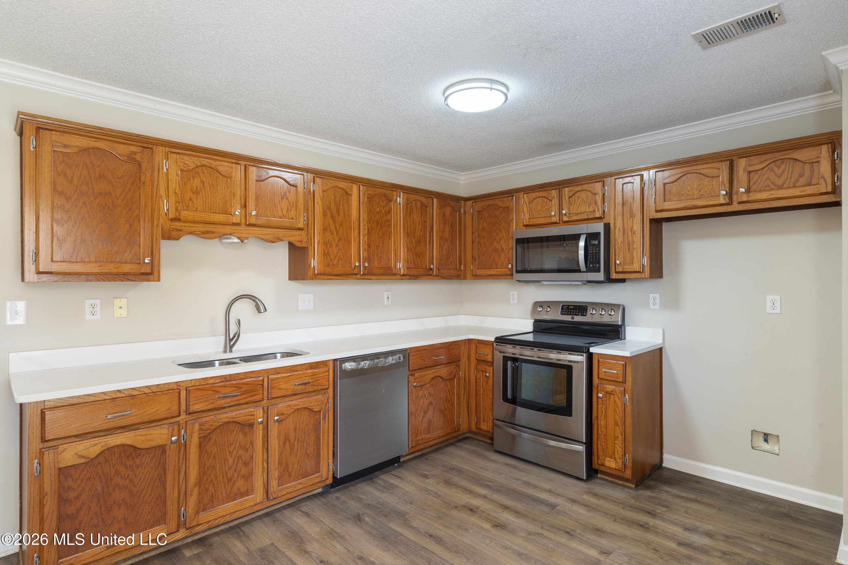 5651 Truman Cove Property Photo 13