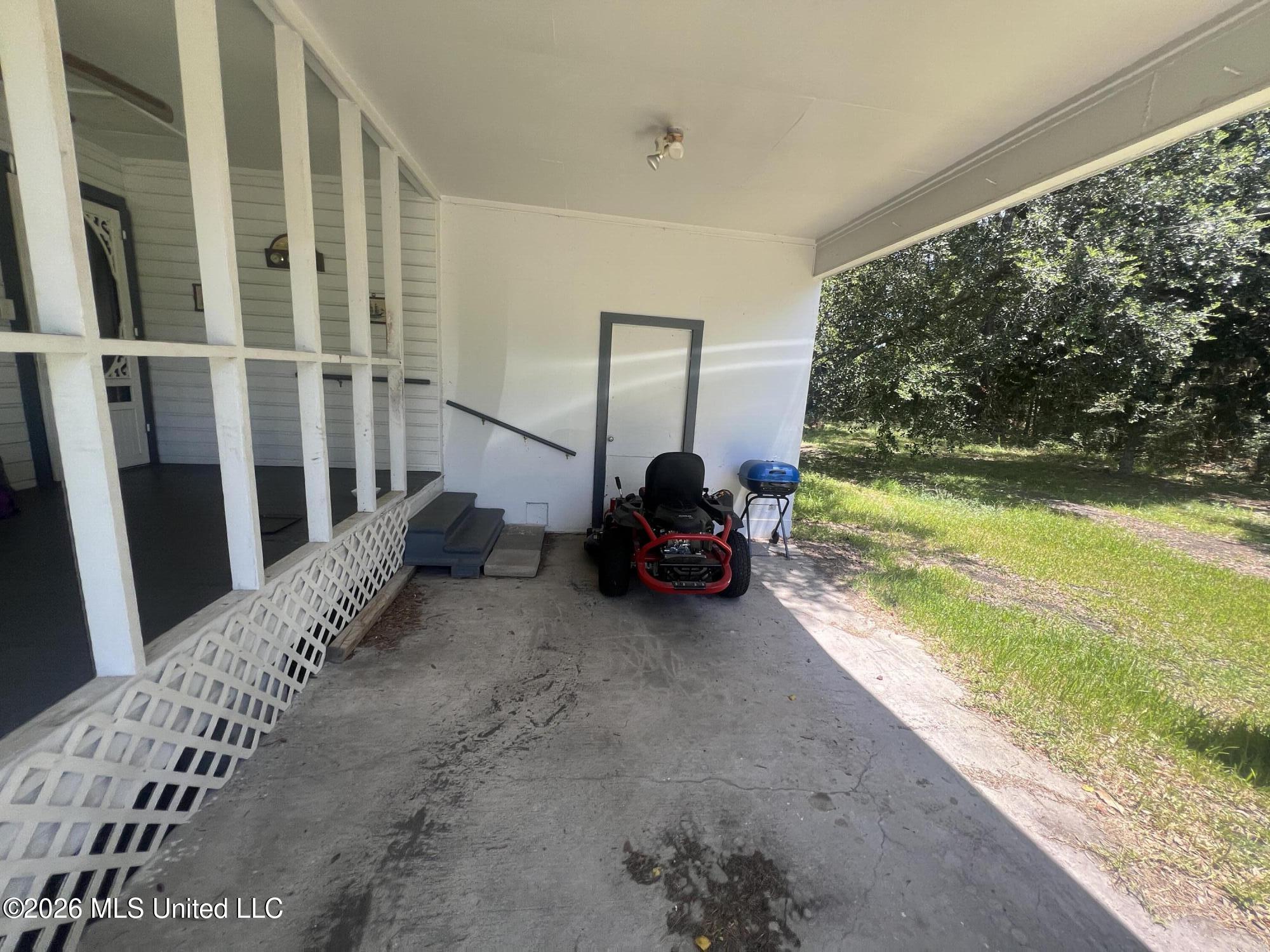 4100 Washington Boulevard Property Photo 2